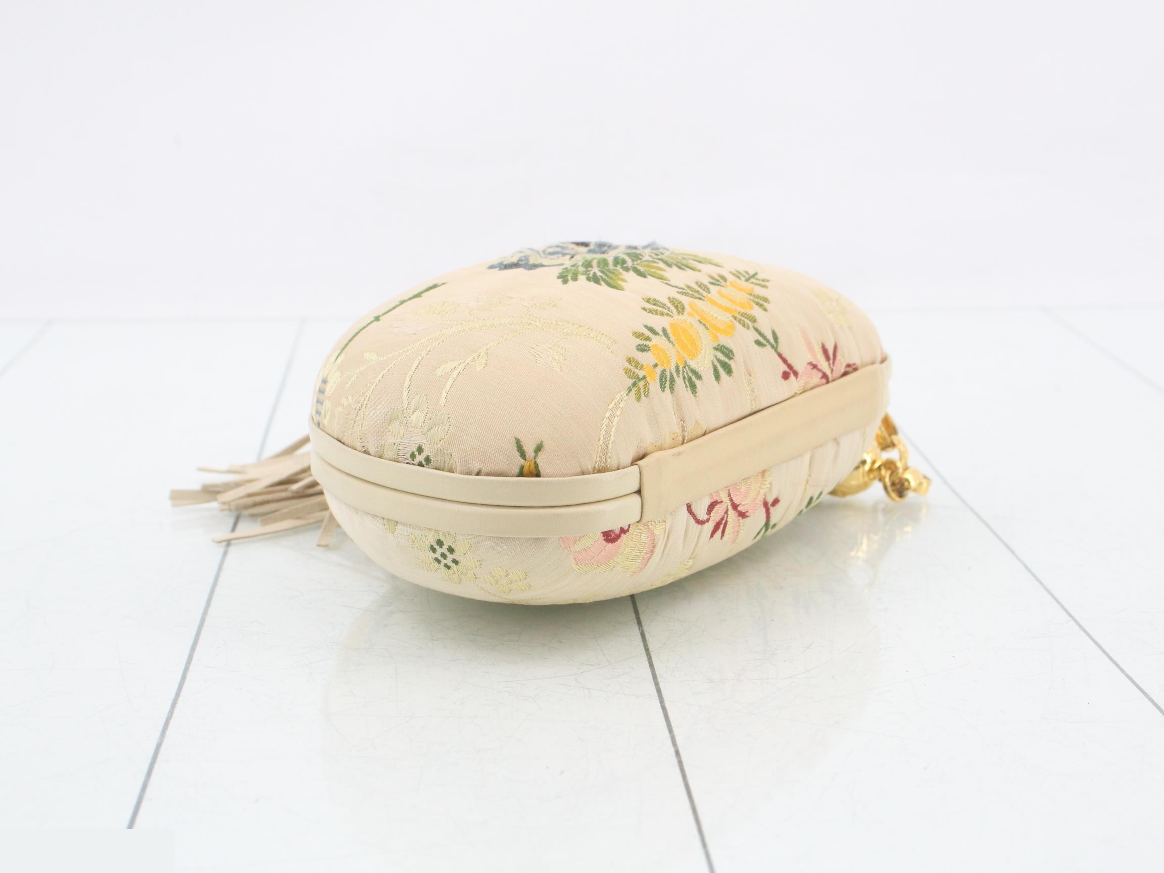 Vintage Flower Embroidered Pouch — view 5