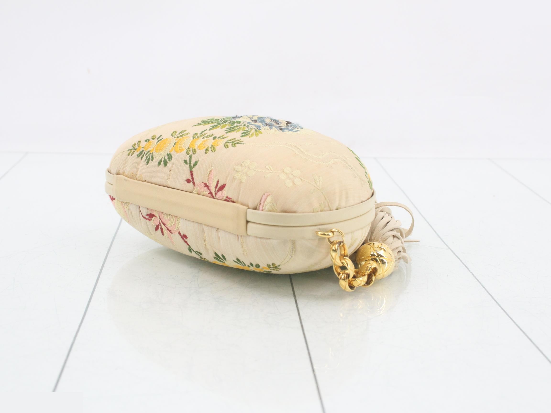 Vintage Flower Embroidered Pouch — view 6