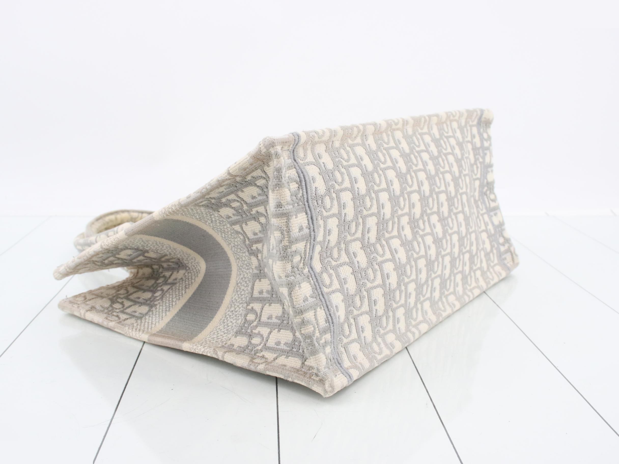 Book Tote — view 5