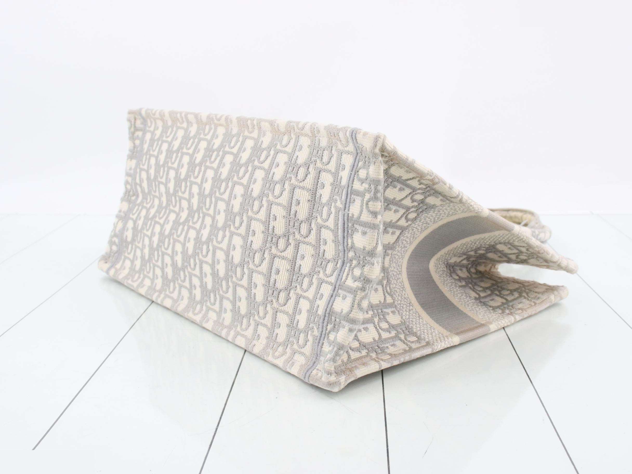 Book Tote — view 6