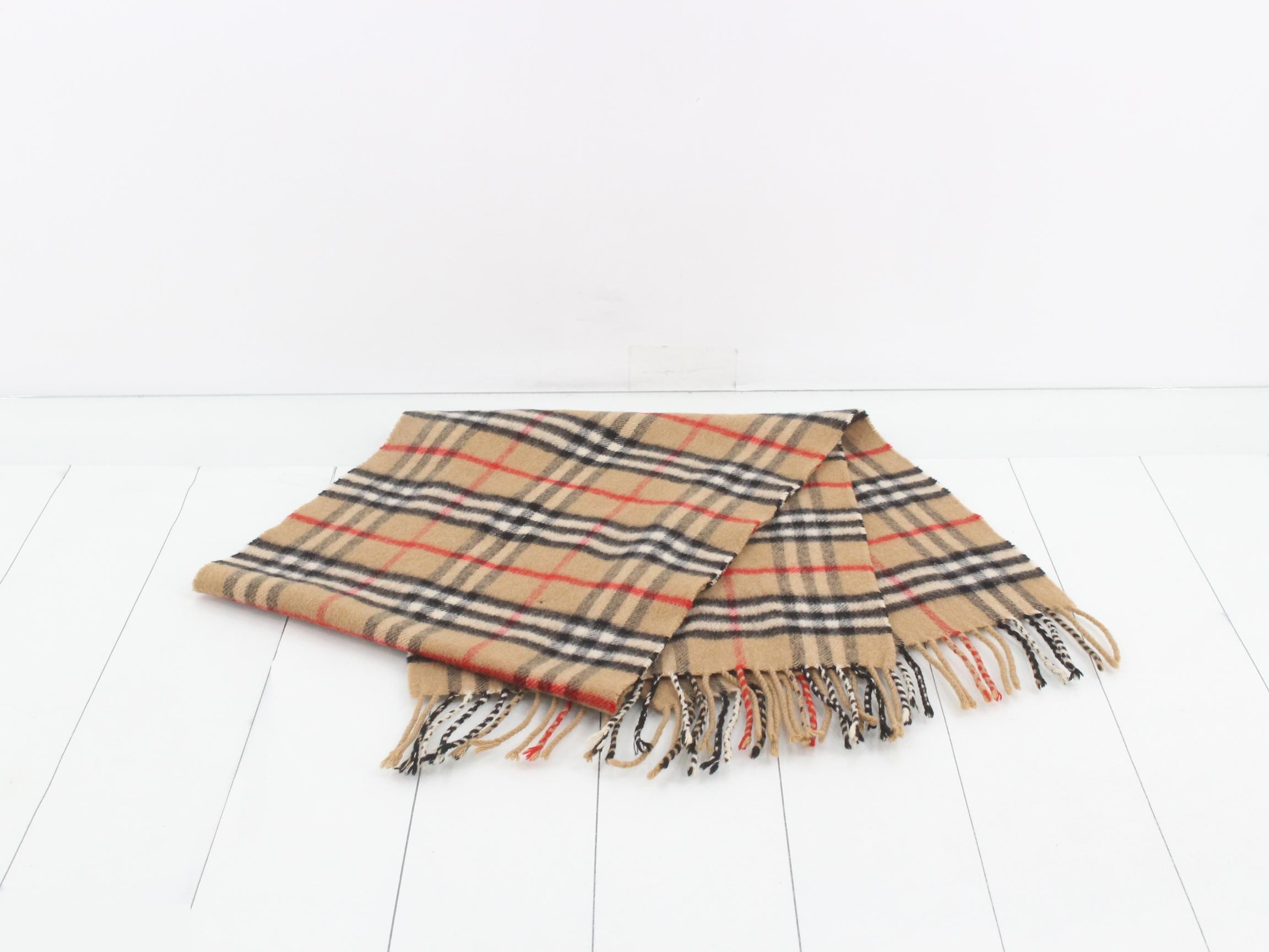 Other lines: Small items, accessories, and scarves — view 3