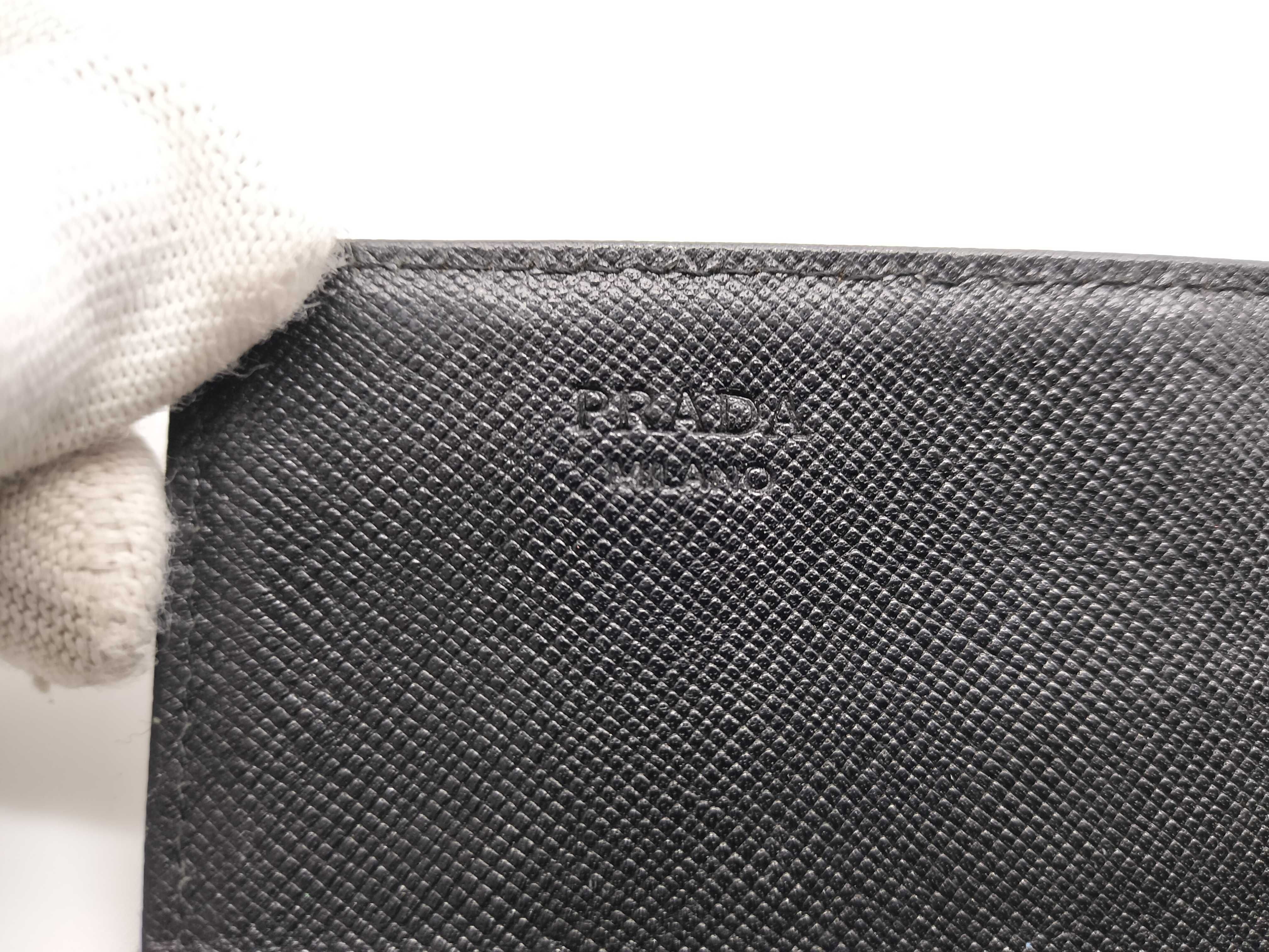 long wallet with warranty card. — view 12