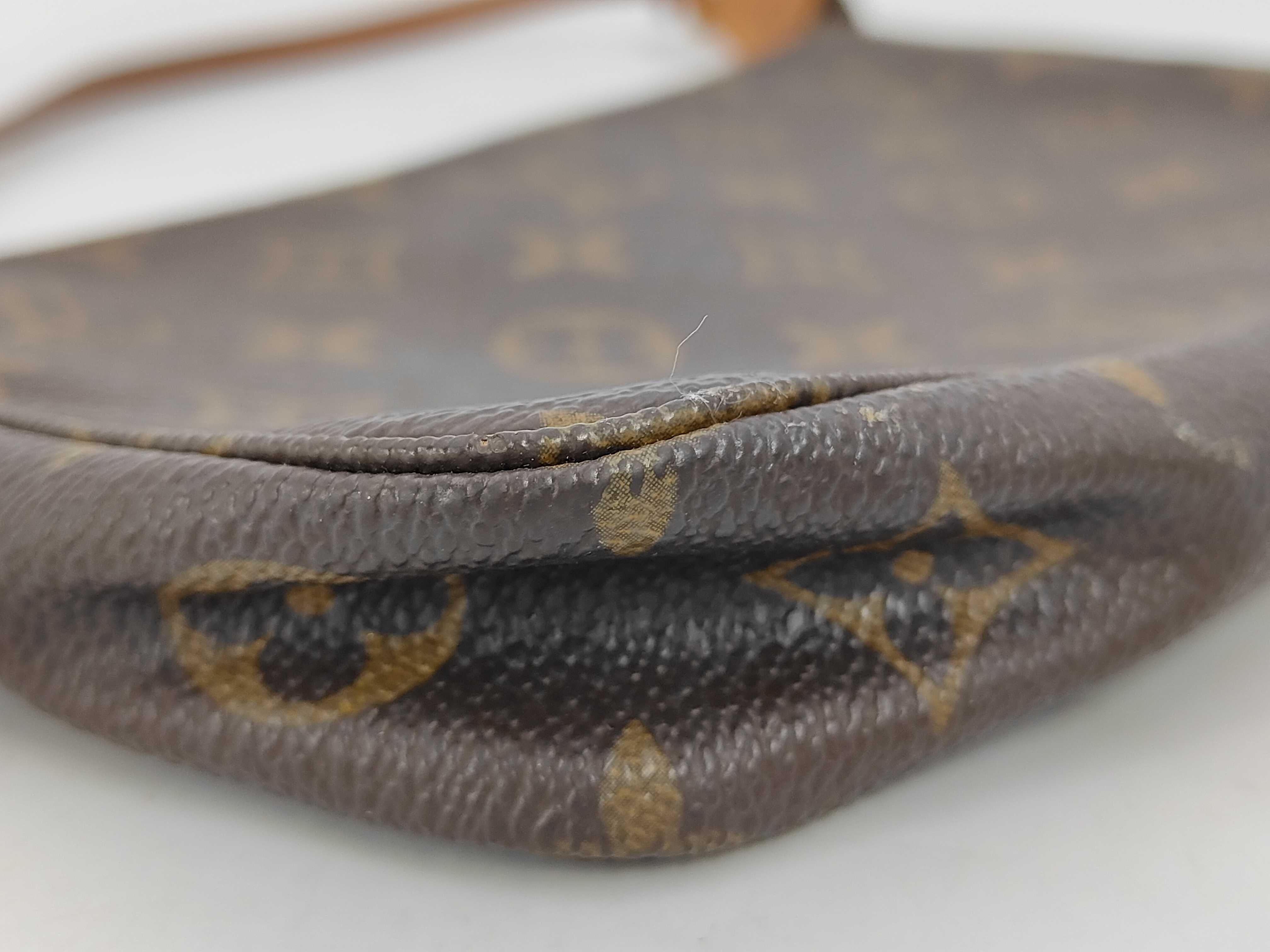 Monogram / Monogram / Pochette Accessoires / M51980 / Handbag / PVC Handbag — view 8
