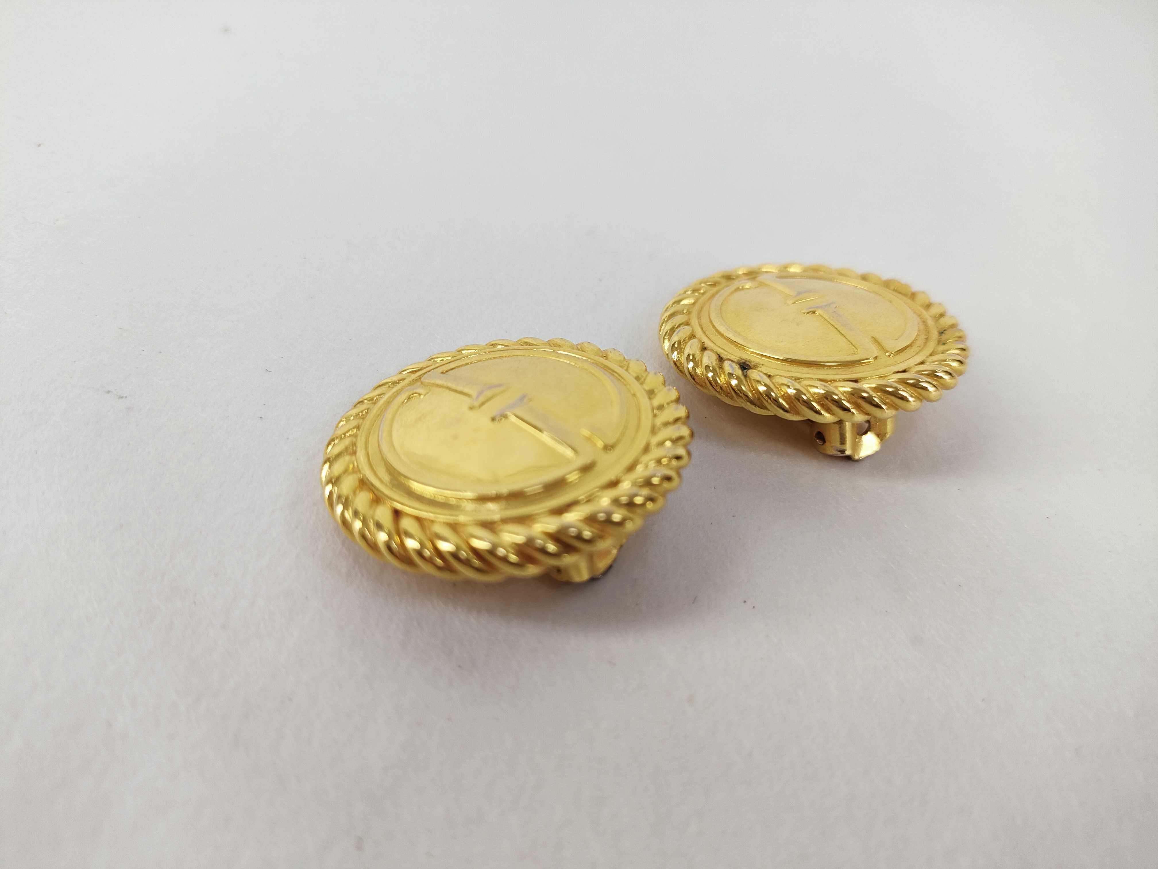 Old Earrings — view 2