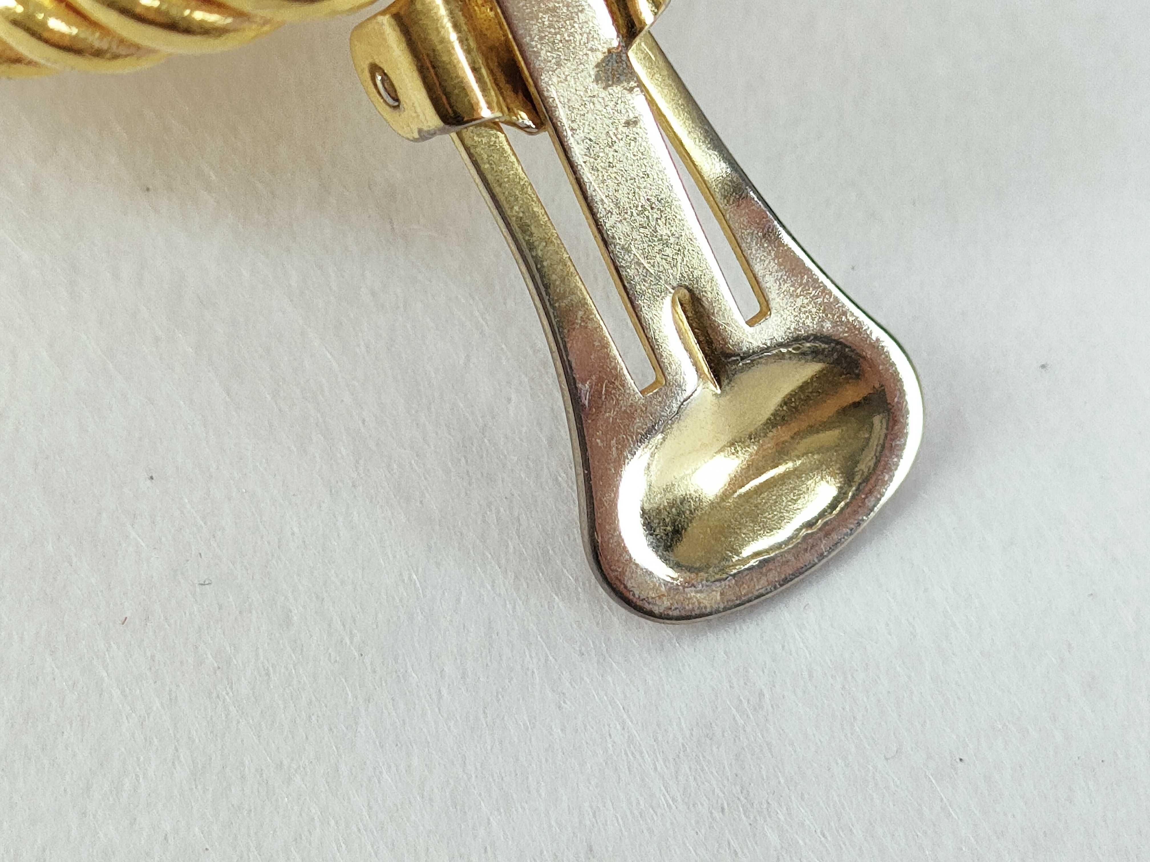 Old Earrings — view 9