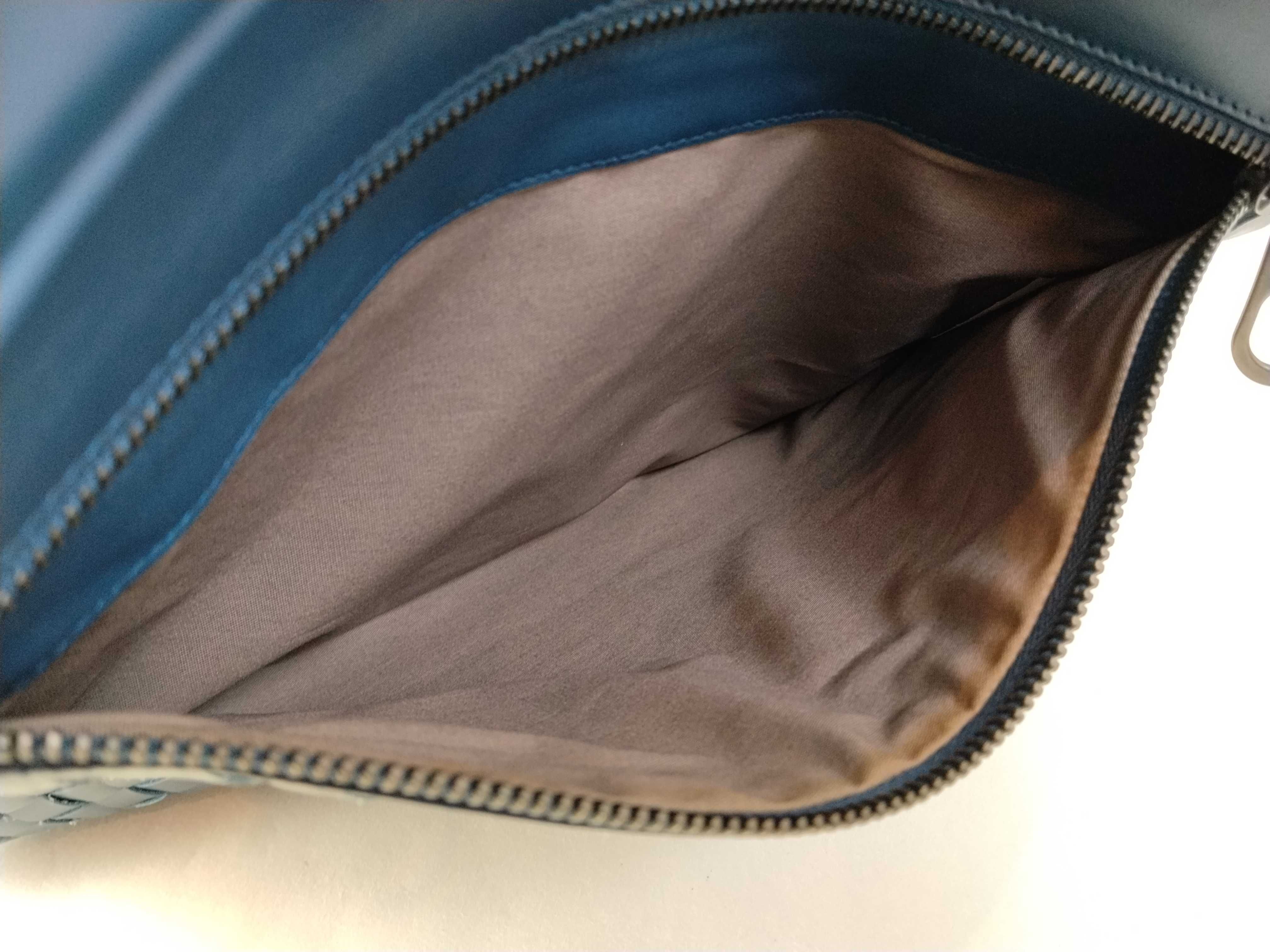 Intrecciato SG - Leather Messenger bag Blue Shoulder bag — view 13