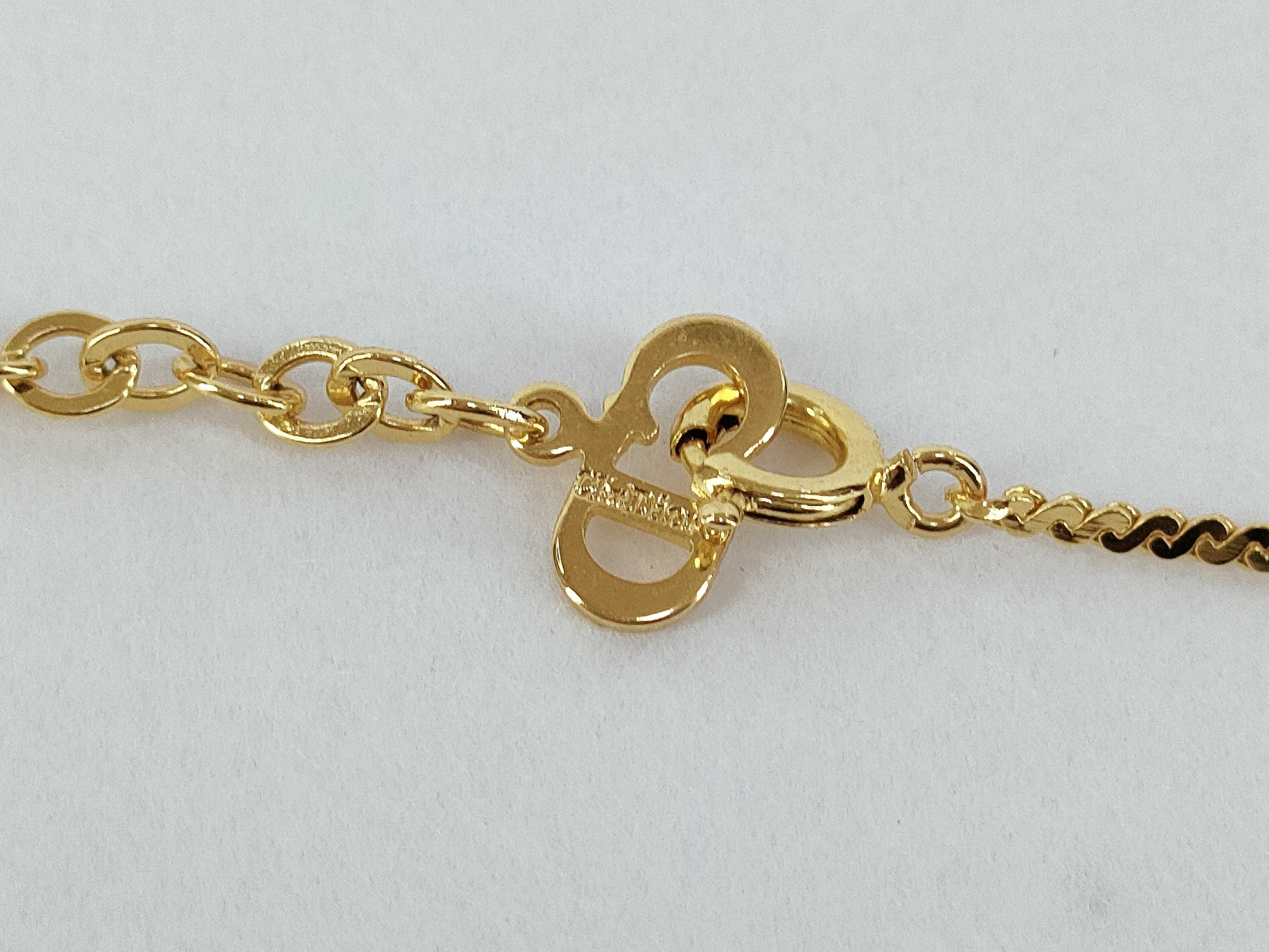 Christian necklace with CD logo — view 3