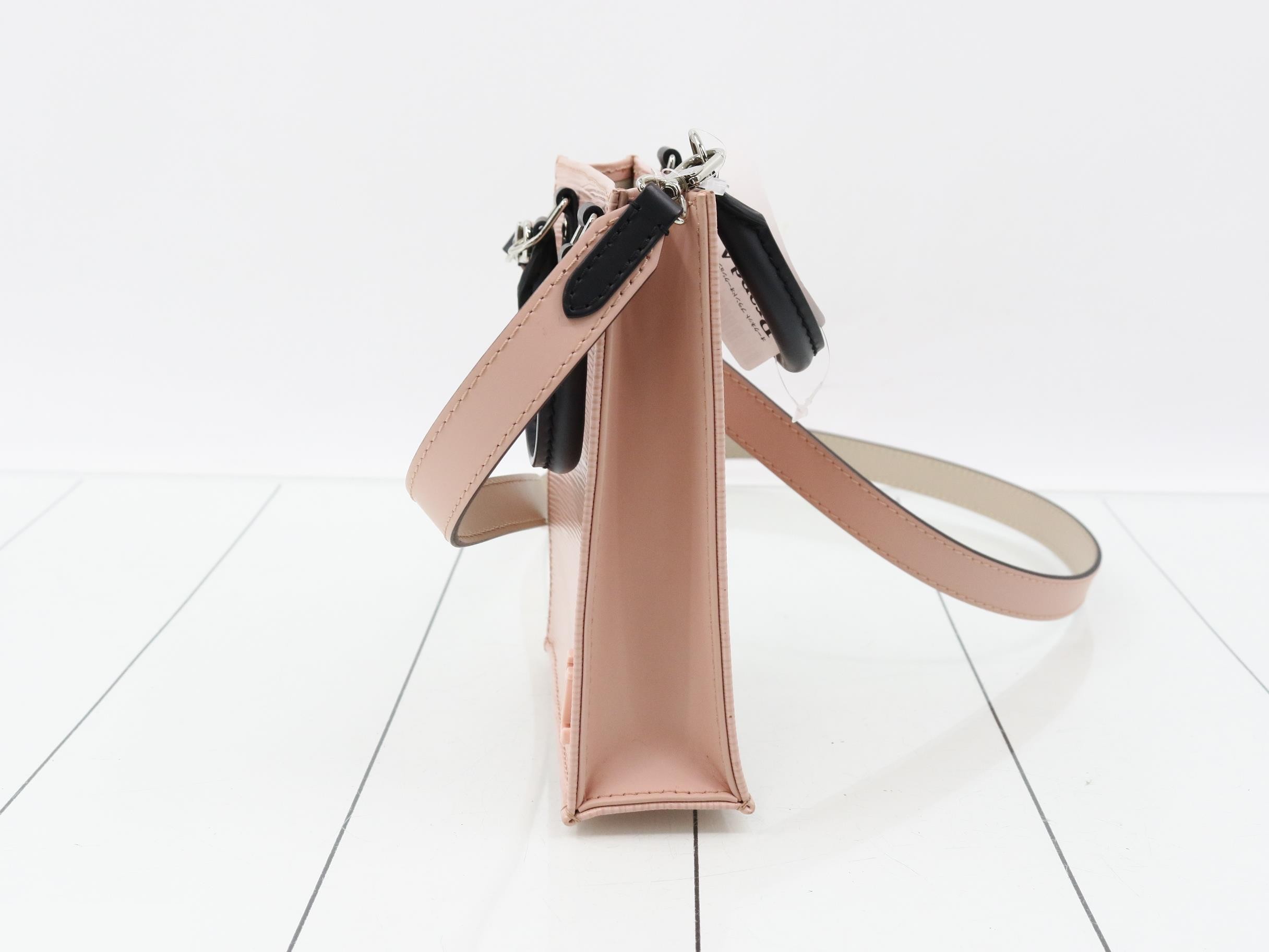 Epi Petite Sac Plat 2-Way Shoulder/Handbag — view 4