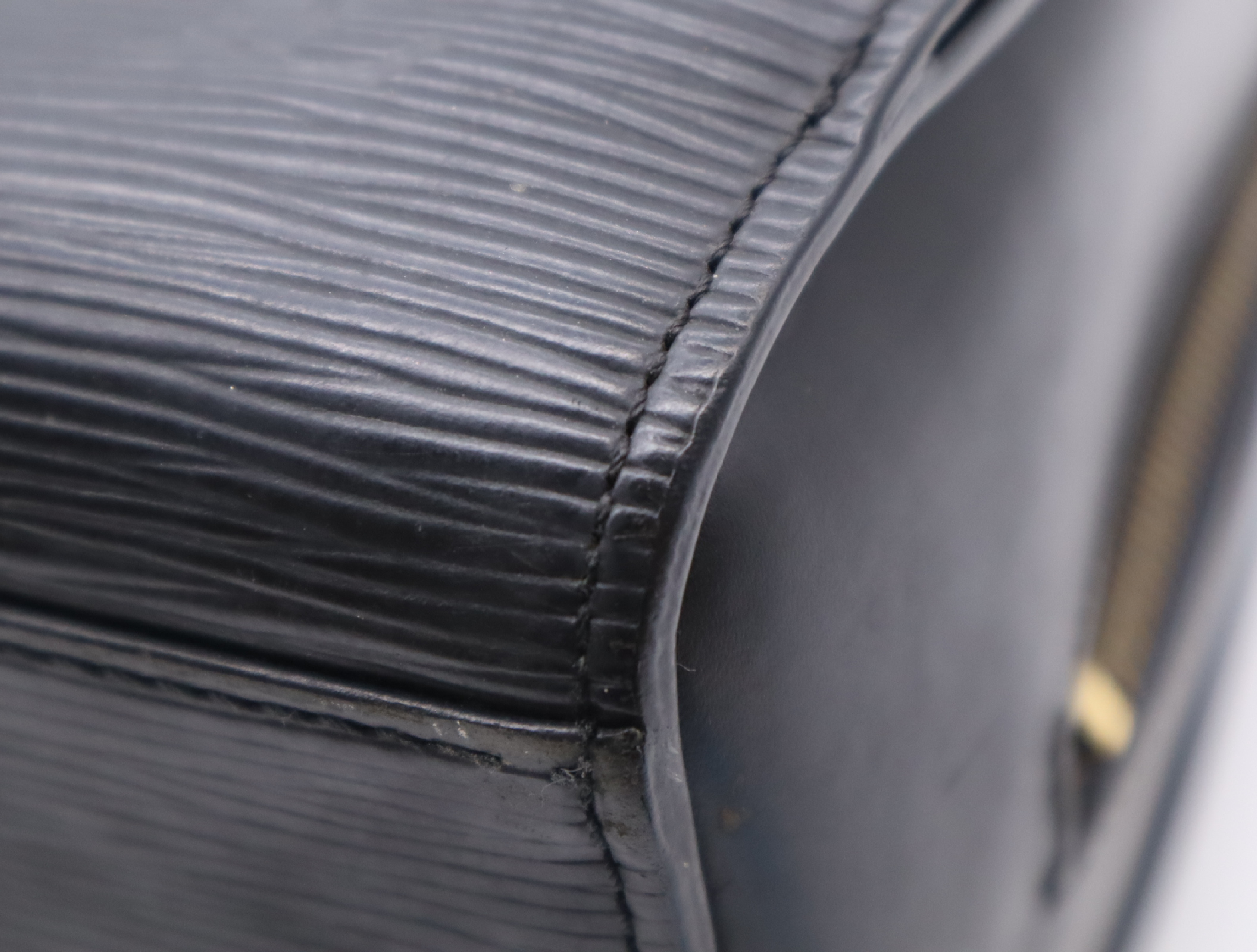 M52052 Pont Neuf Noir Handbag — view 7