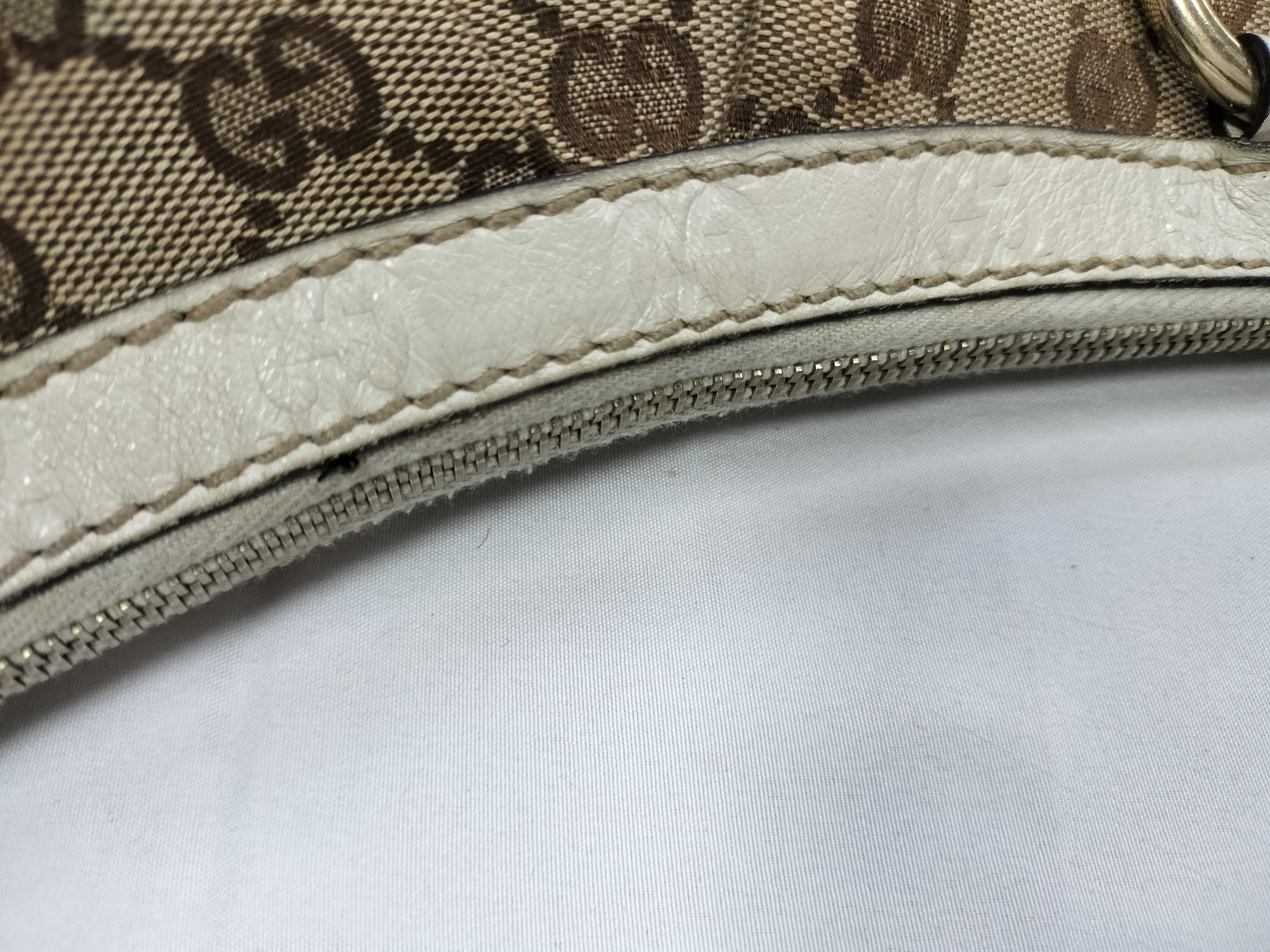 GG Canvas 211945 204046 Shoulder Bag — view 6