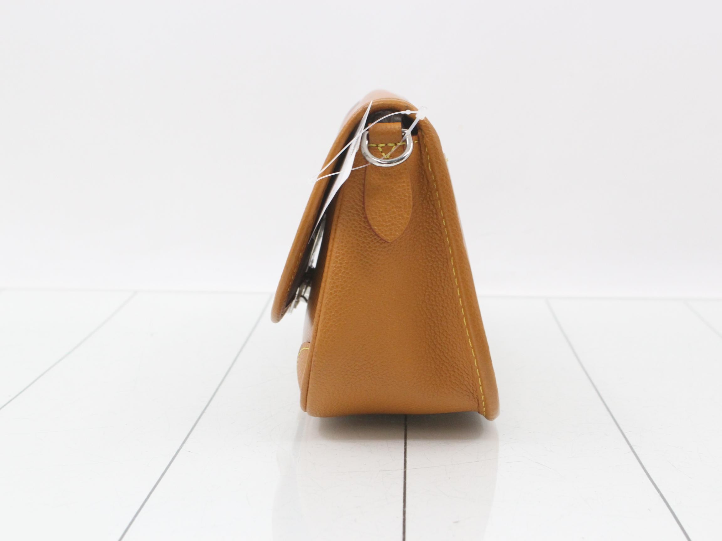 Epi Pucy Goldmiel — view 3