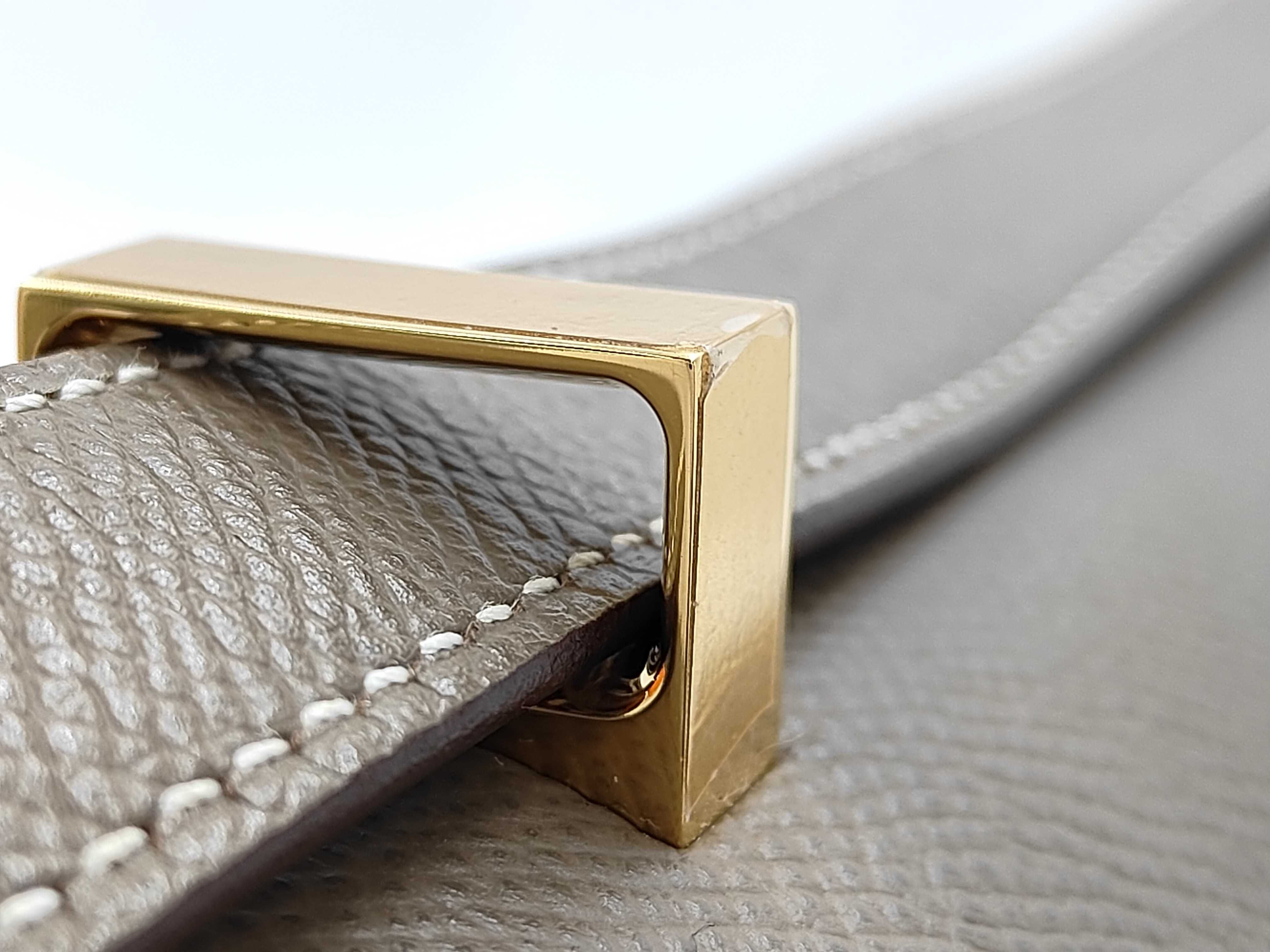 Constance 24 Etoupe Epsom Leather Shoulder Bag with Gold Hardware and Z Stamp — view 5