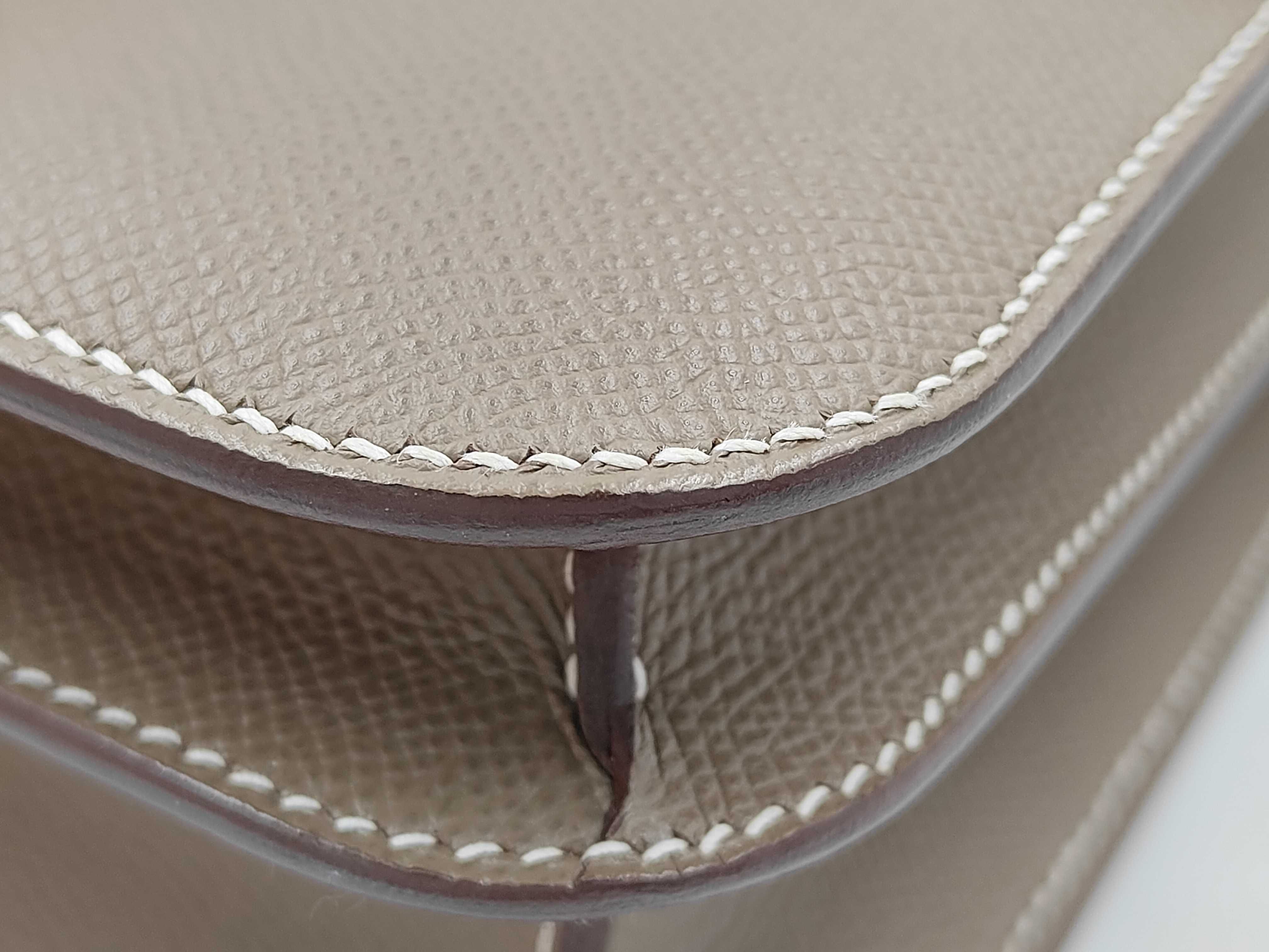 Constance 24 Etoupe Epsom Leather Shoulder Bag with Gold Hardware and Z Stamp — view 7
