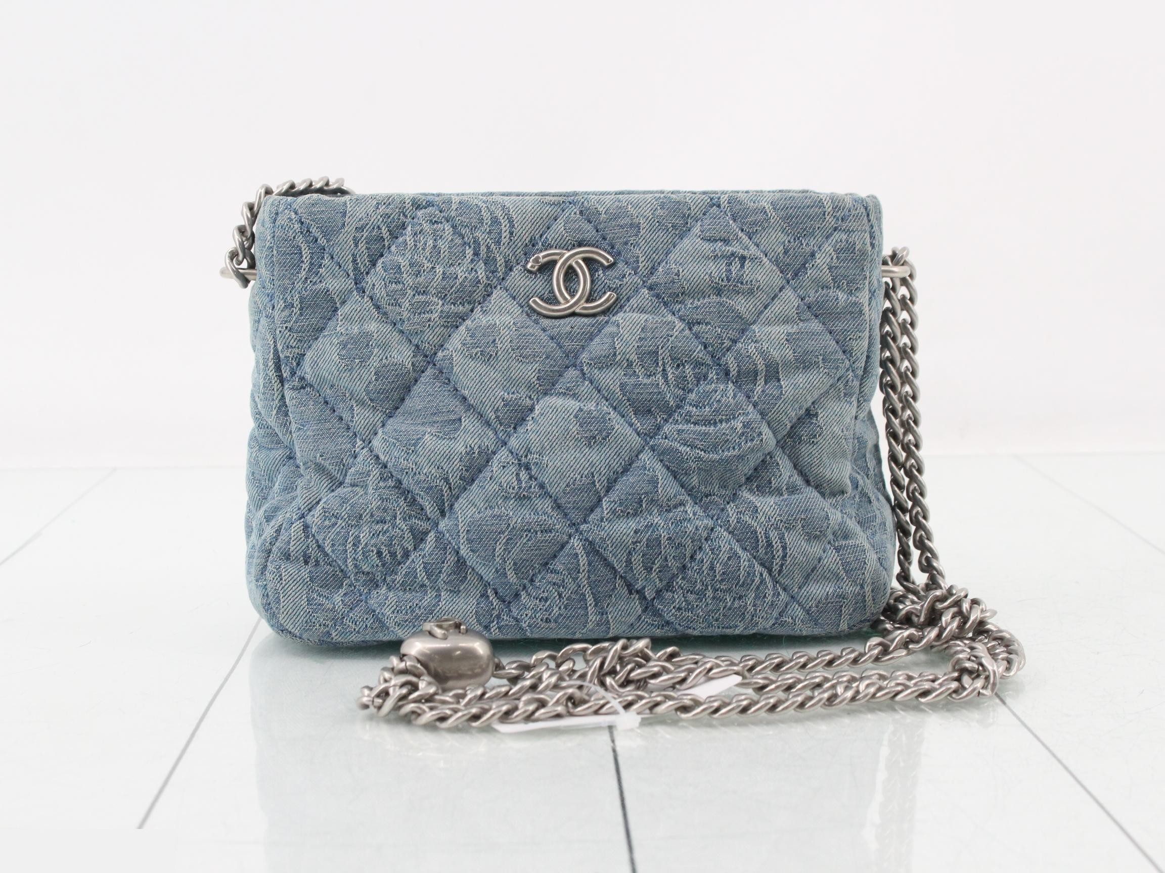 Matelassé Denim Camellia Chain Shoulder Bag