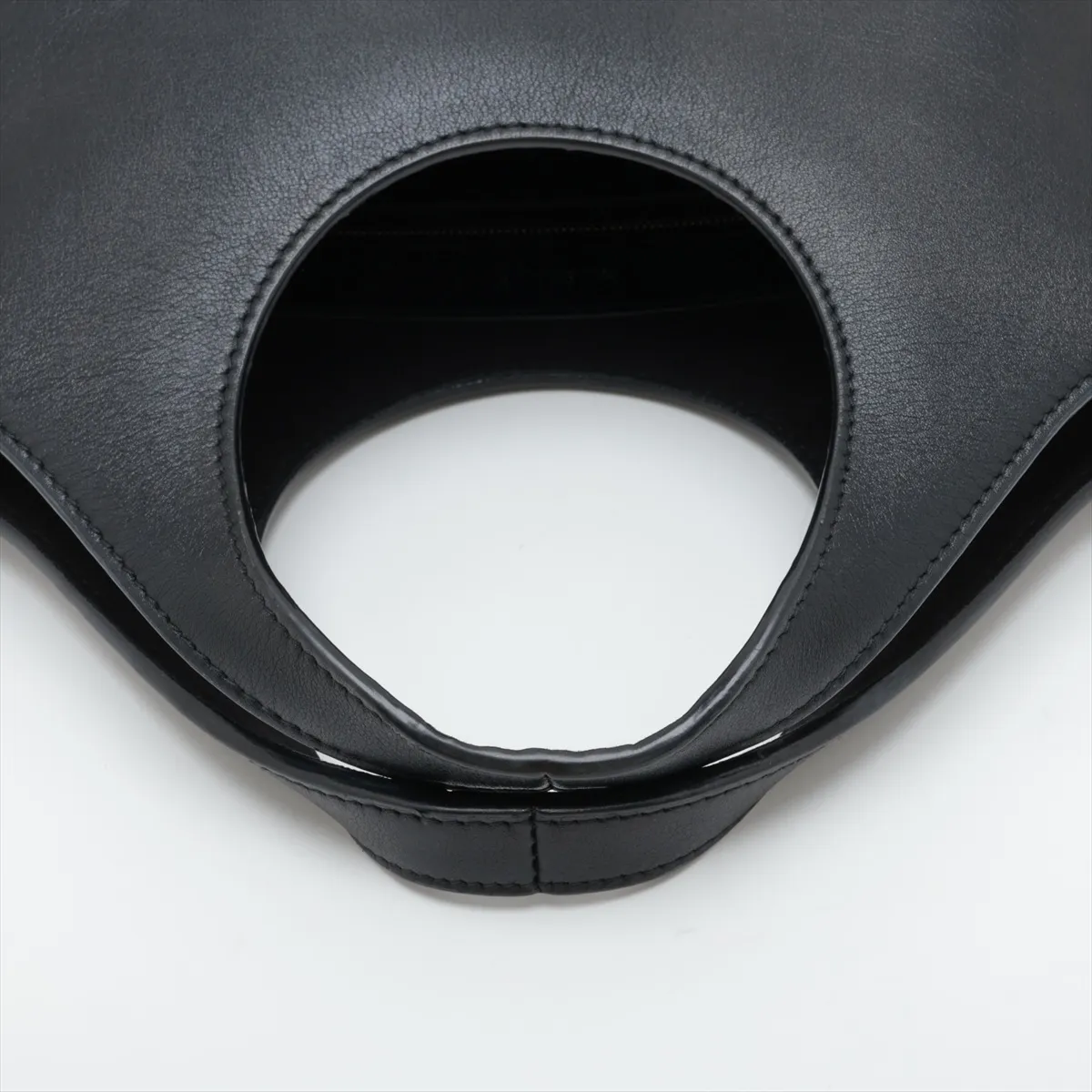 Mary-Kate 747036 Leather Handbag, Black — view 5