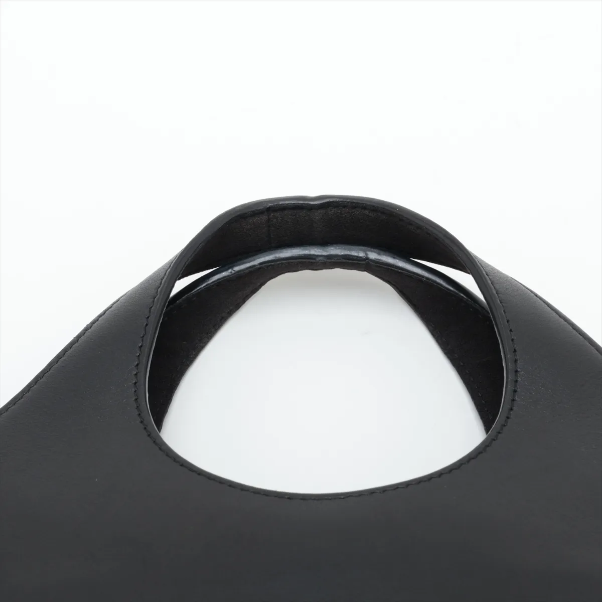 Mary-Kate 747036 Leather Handbag, Black — view 6