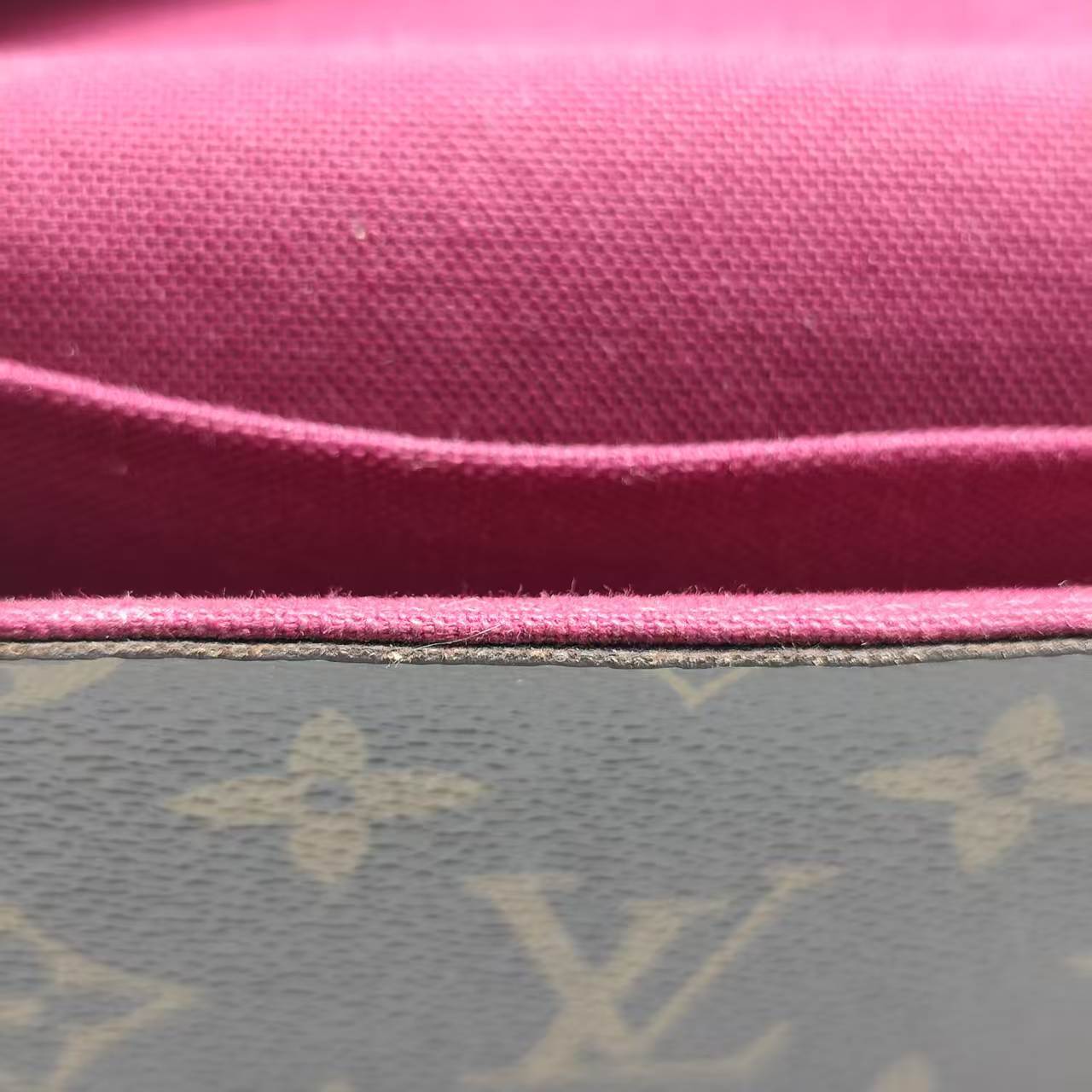 【*Shipped from: China*】LOUIS VUITTON Pochette Accessoires PU Shoulder Bag — view 11