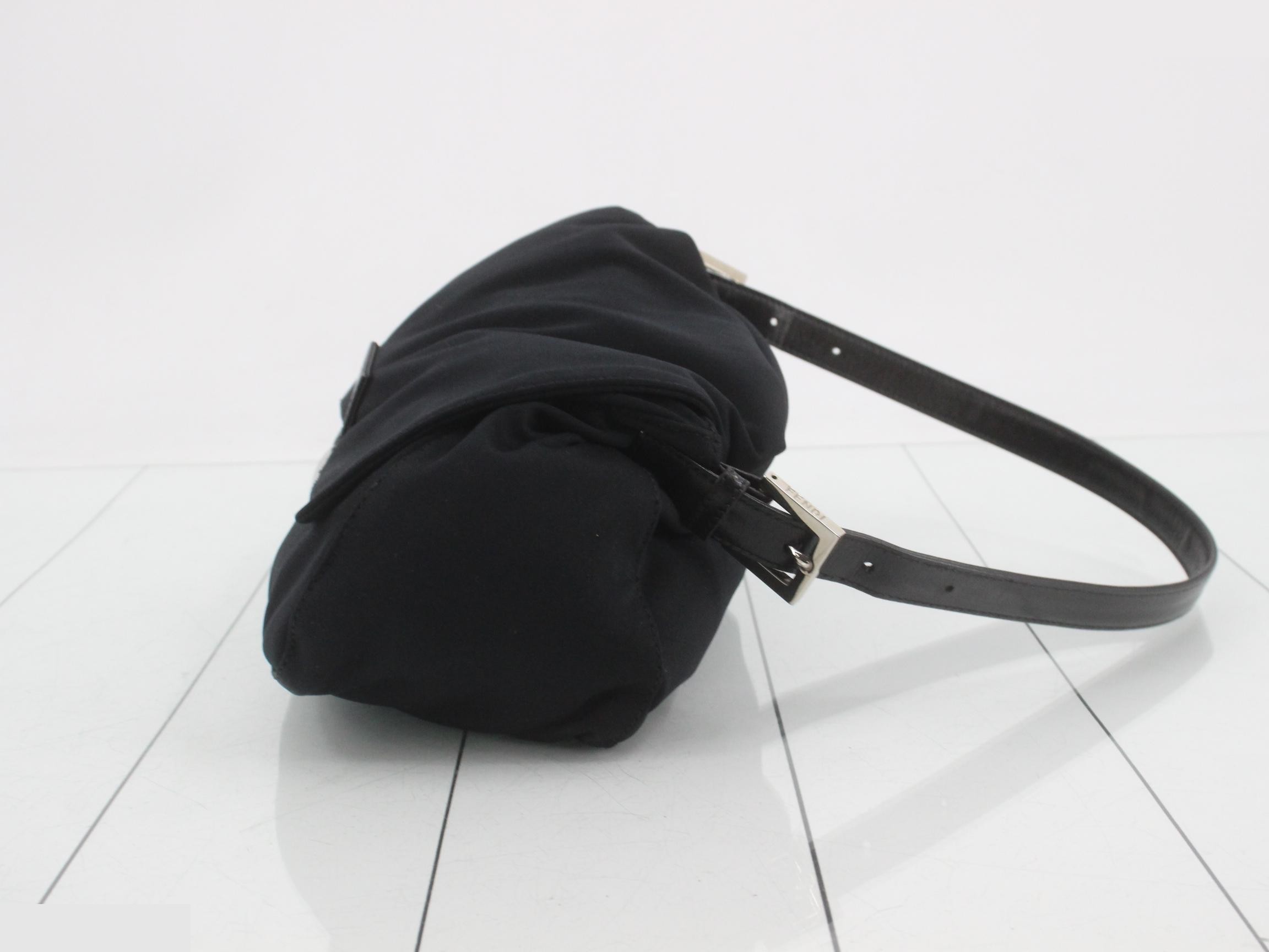 Mamma Bucket Jersey Shoulder Bag — view 3