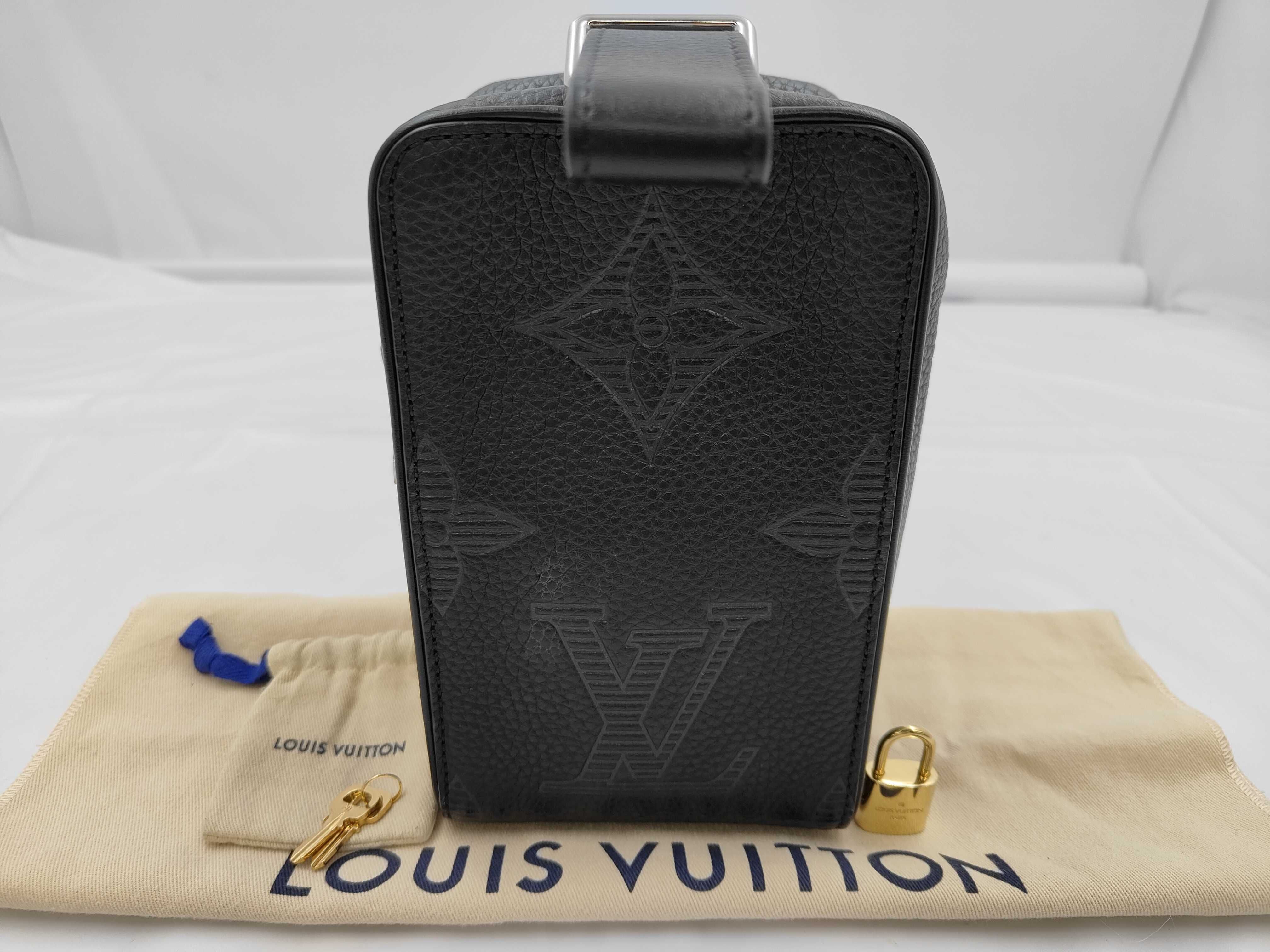 Monogram Shadow Vavin NV M57292 Bag