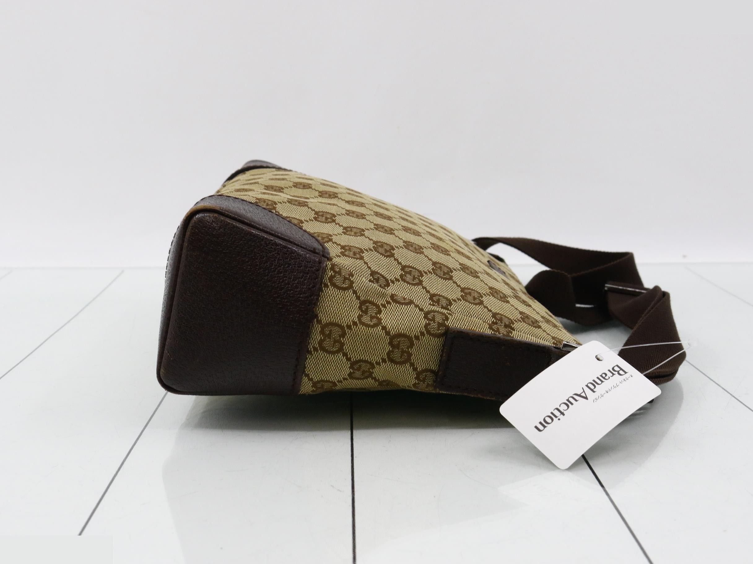 GG Canvas Leather Shoulder Bag — view 3