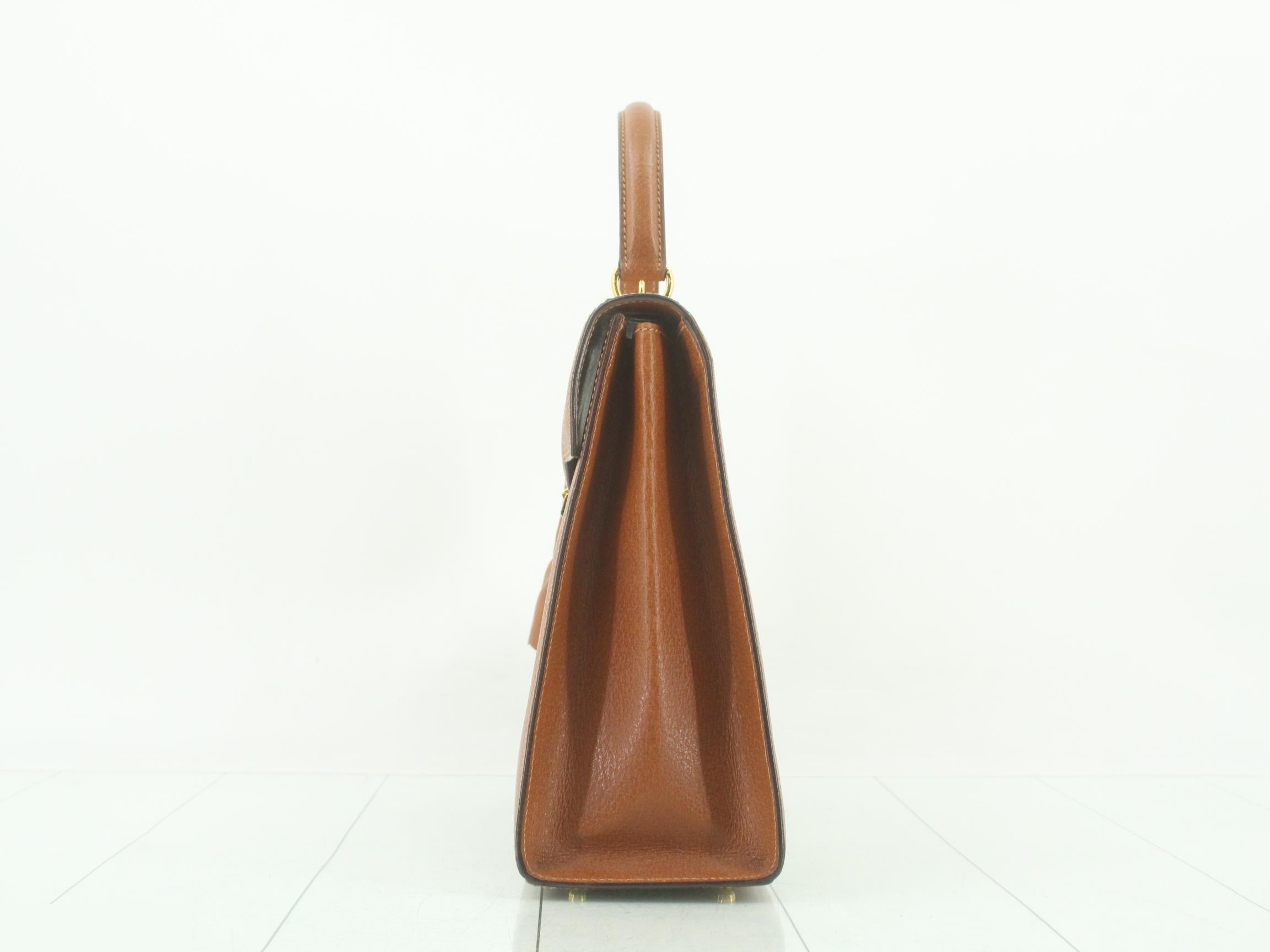 handbag — view 3