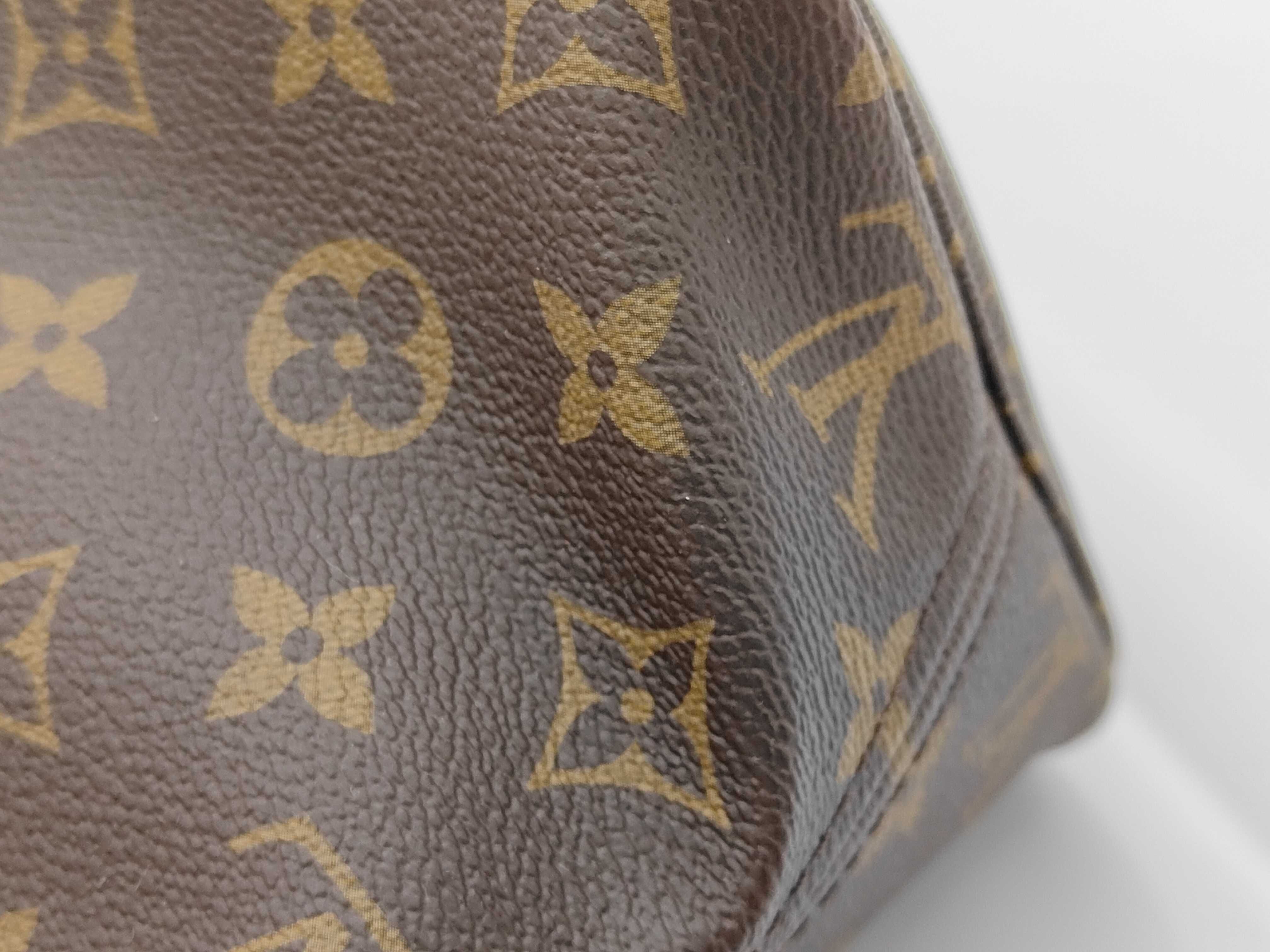 Monogram Neverfull MM M46987 RFID Tote Bag. Accessories: Box, dust bag, pouch, receipt. — view 12