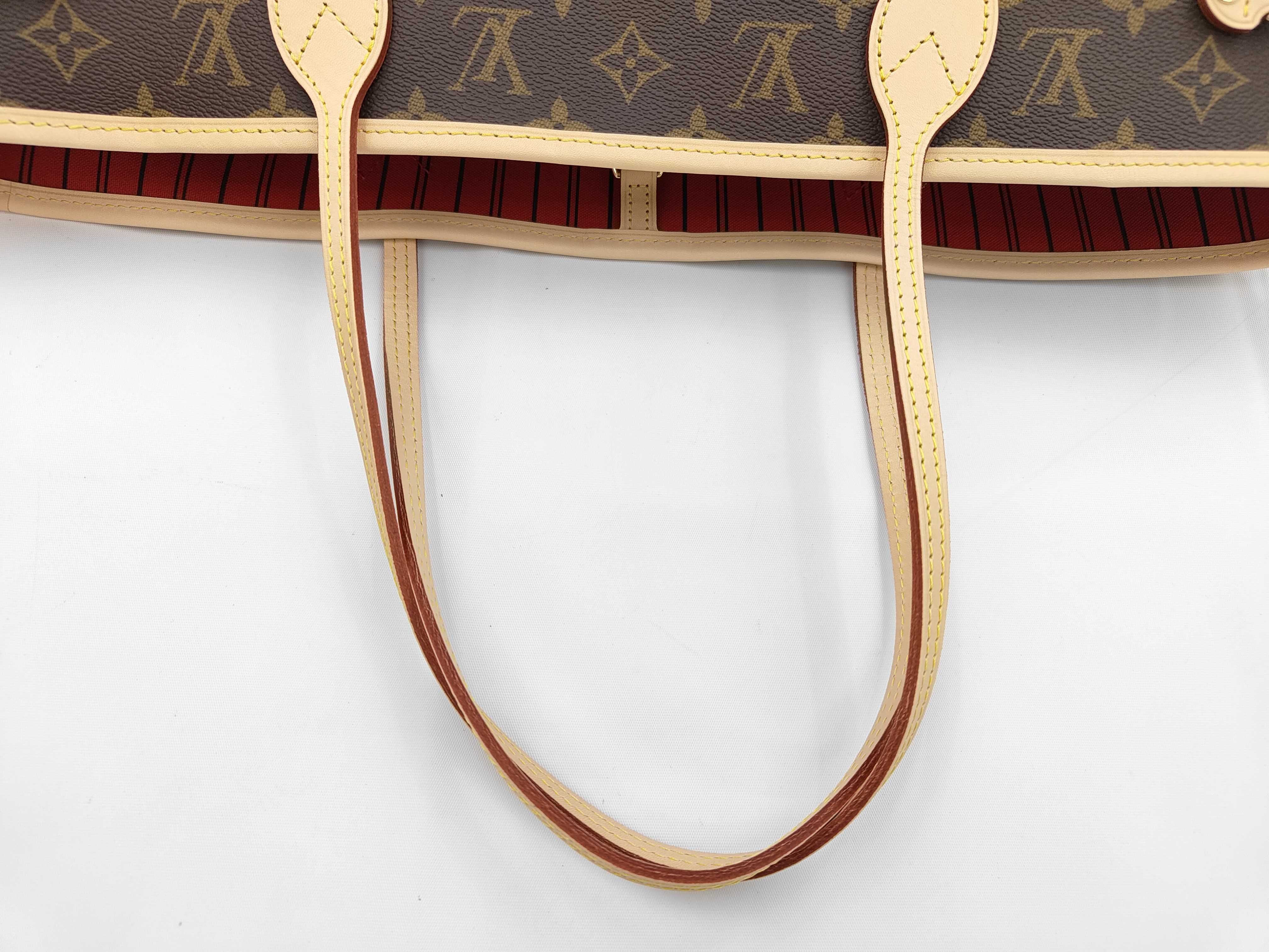 Monogram Neverfull MM M46987 RFID Tote Bag. Accessories: Box, dust bag, pouch, receipt. — view 3