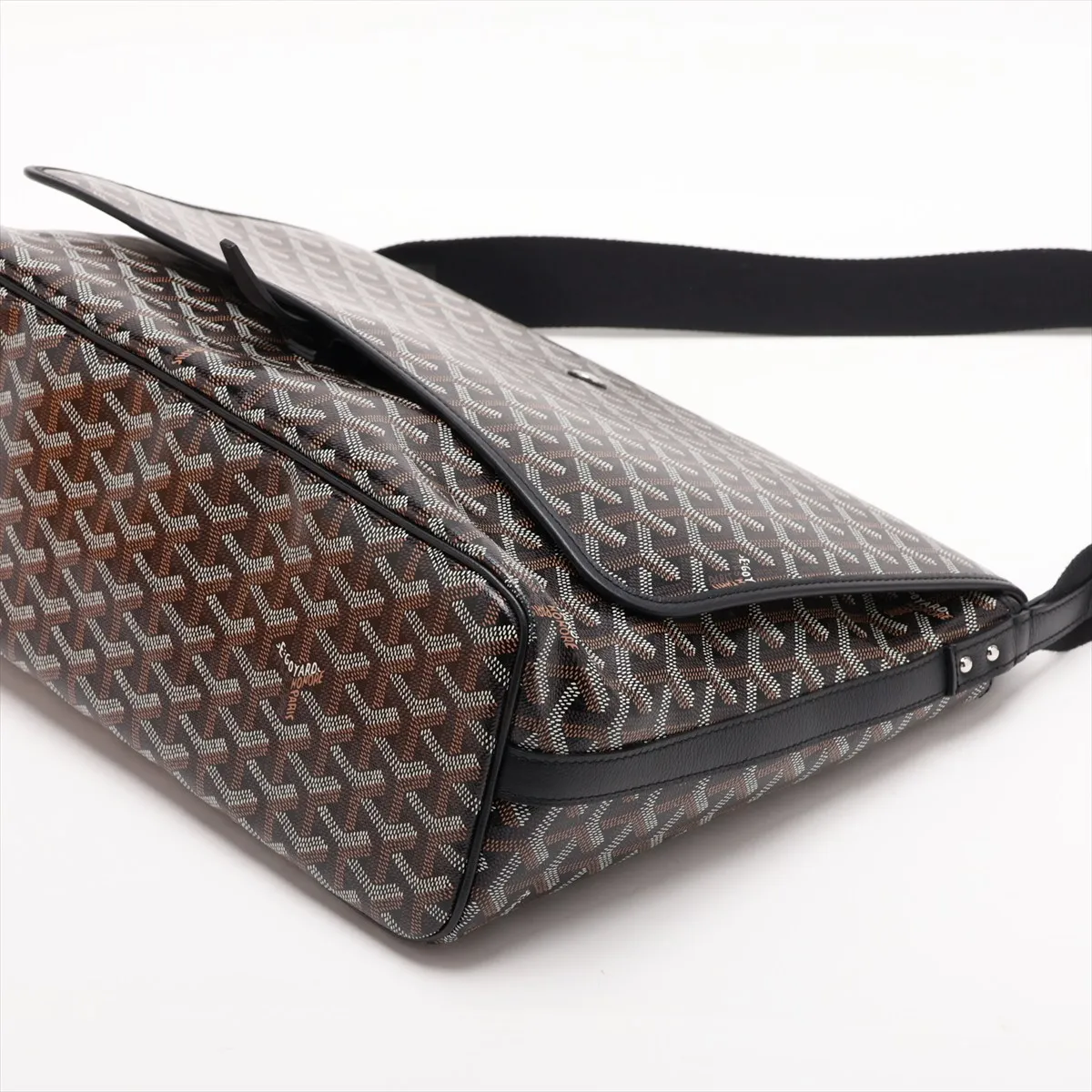 Capetian PVC x Leather Shoulder Bag, Black — view 3