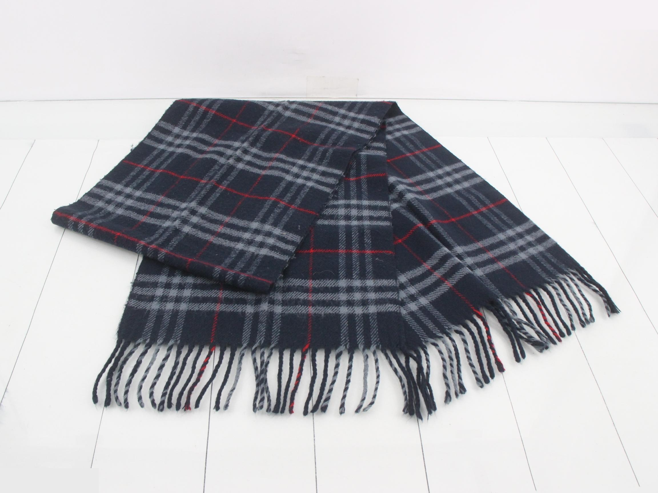 Other lines: Small items, accessories, and scarves — view 3