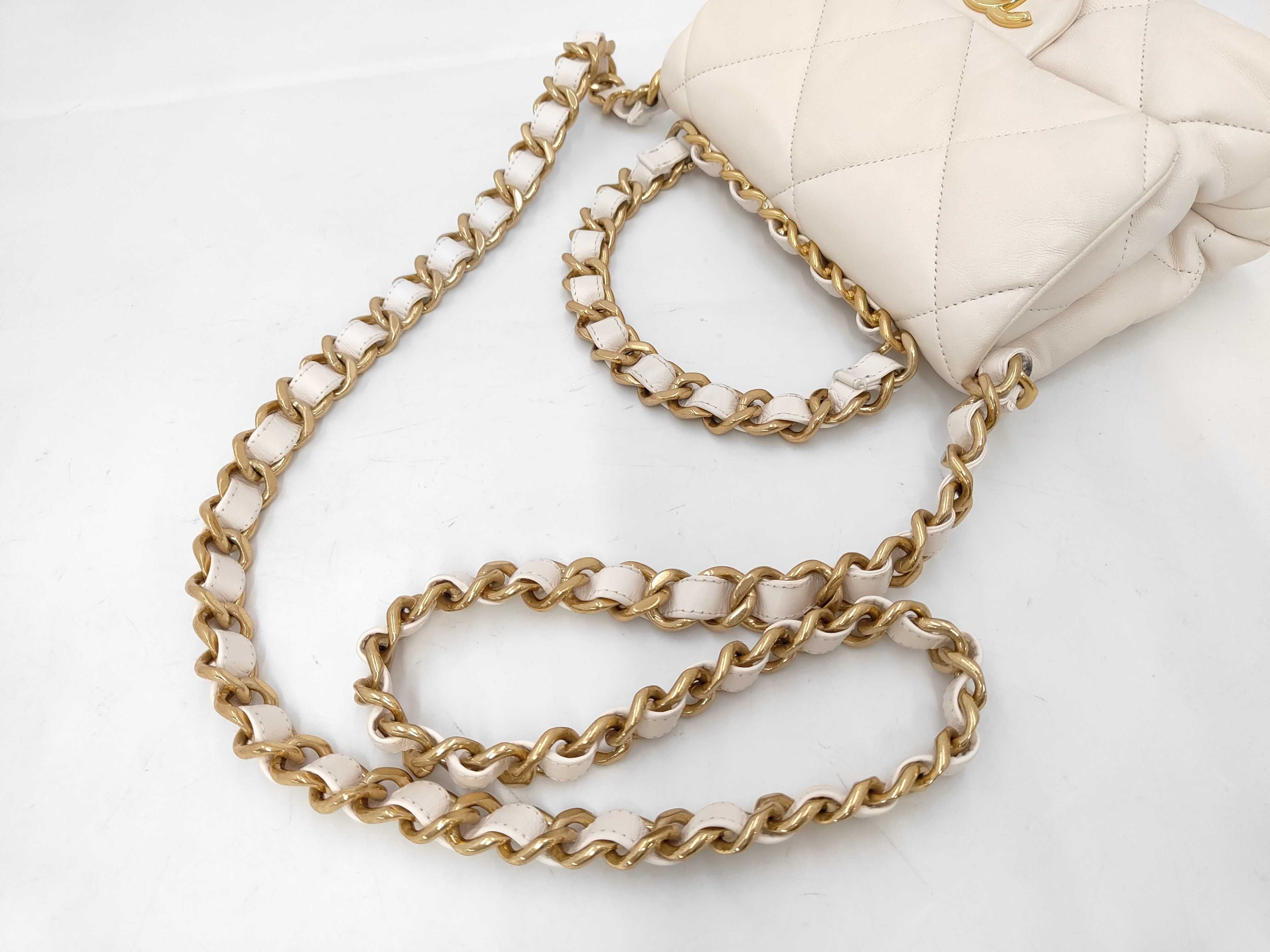 Matelassé Small 2-Way Lambskin Shoulder Bag AS1160 Random Braid — view 4