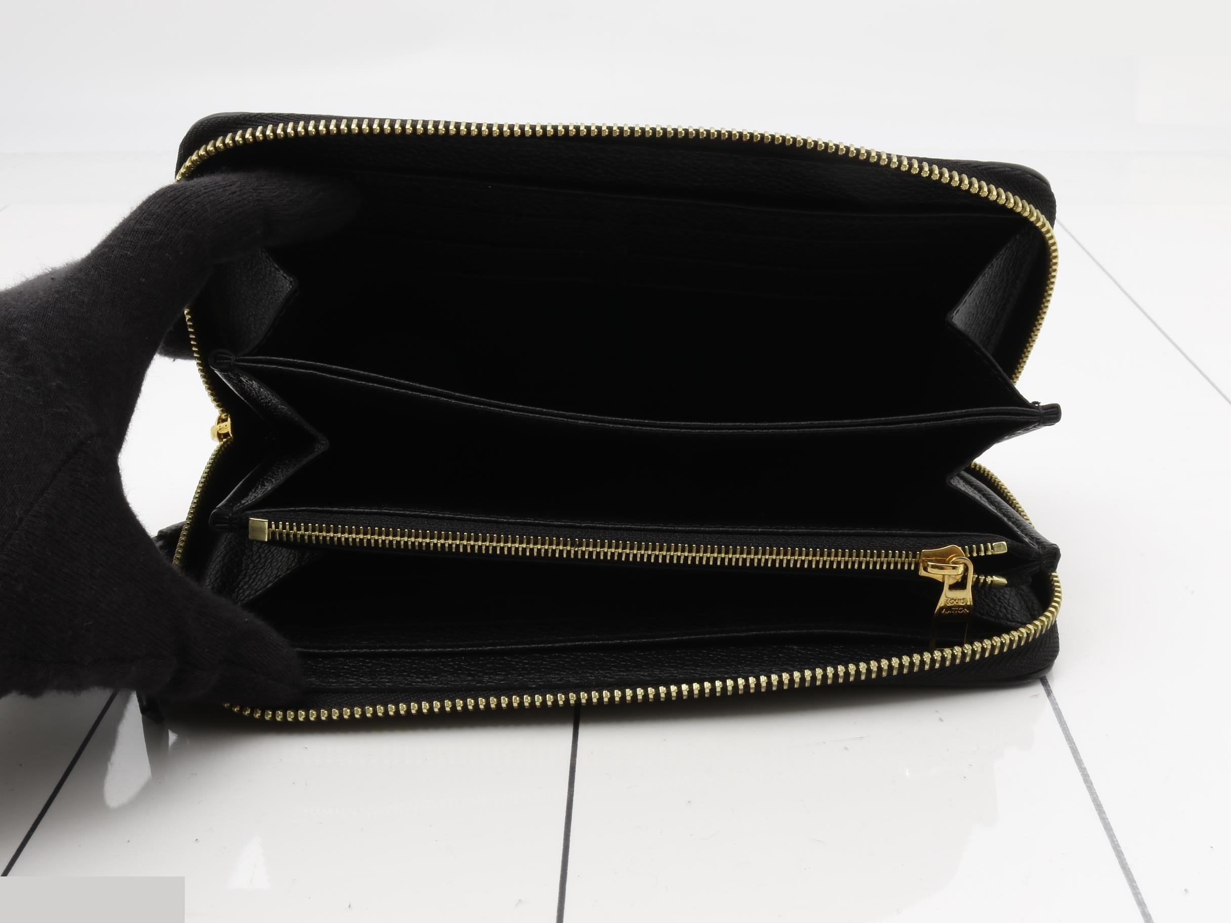 Zippy Wallet — view 4