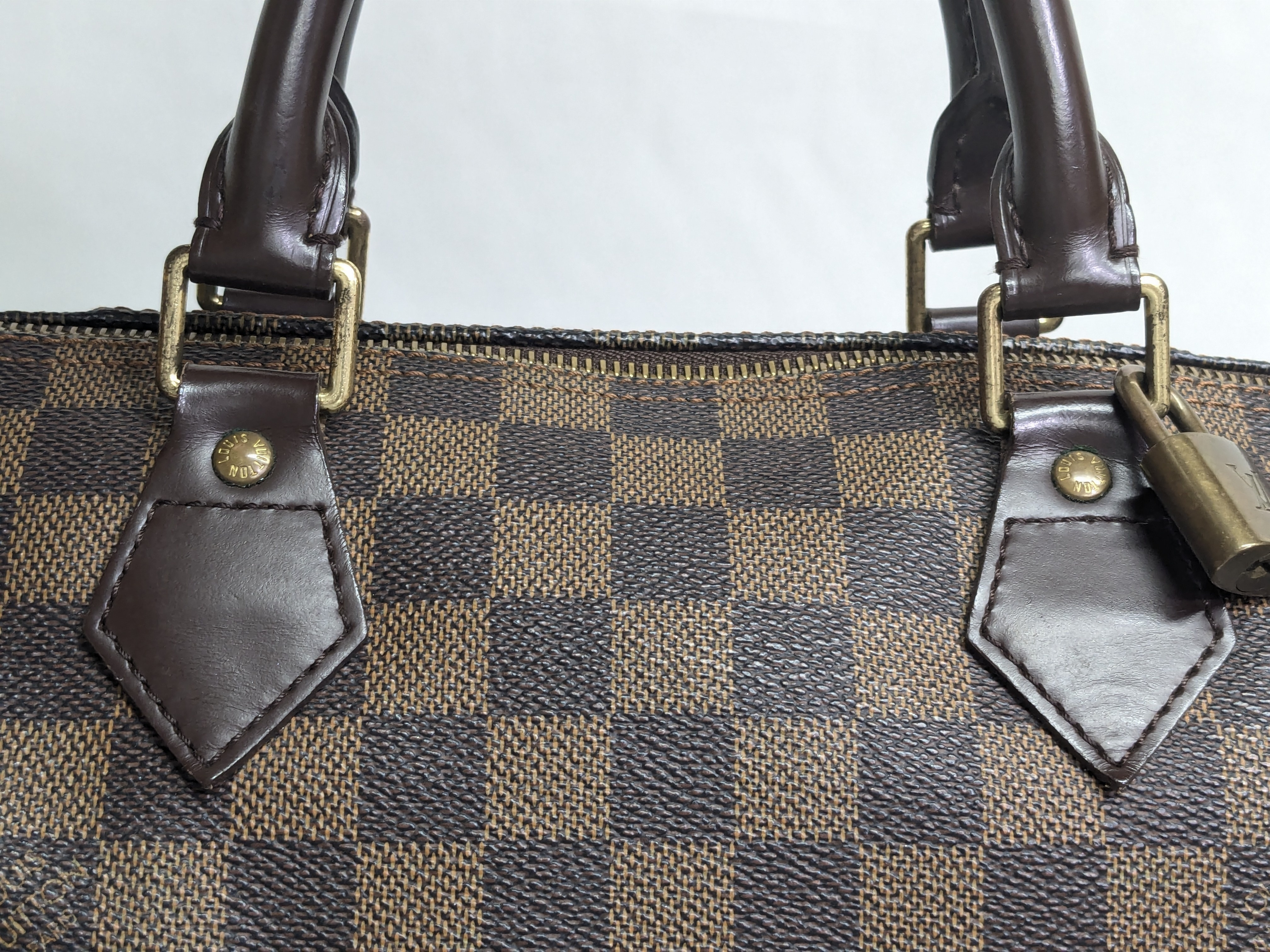 LV Damier Speedy 30 Handbag — view 6
