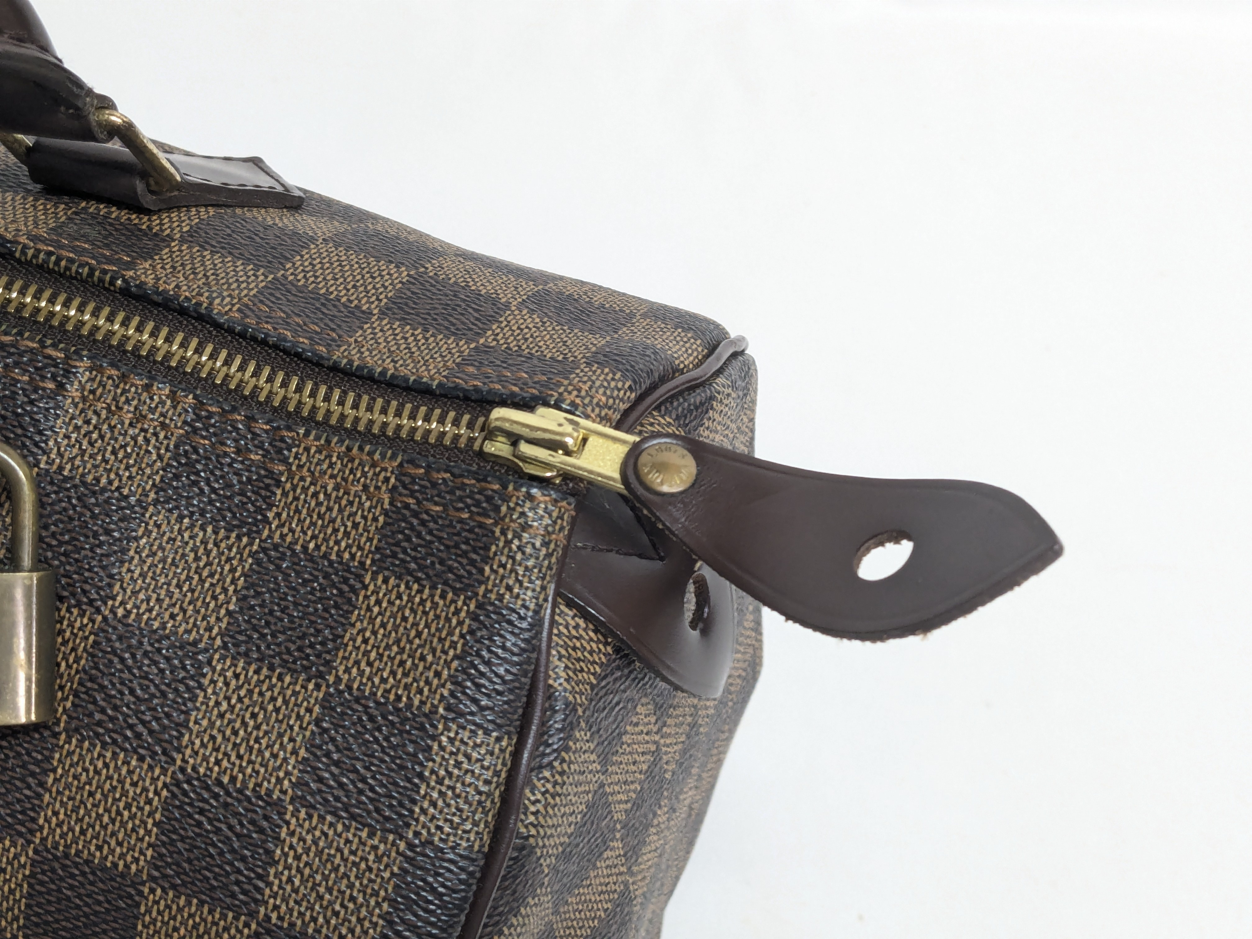 LV Damier Speedy 30 Handbag — view 7