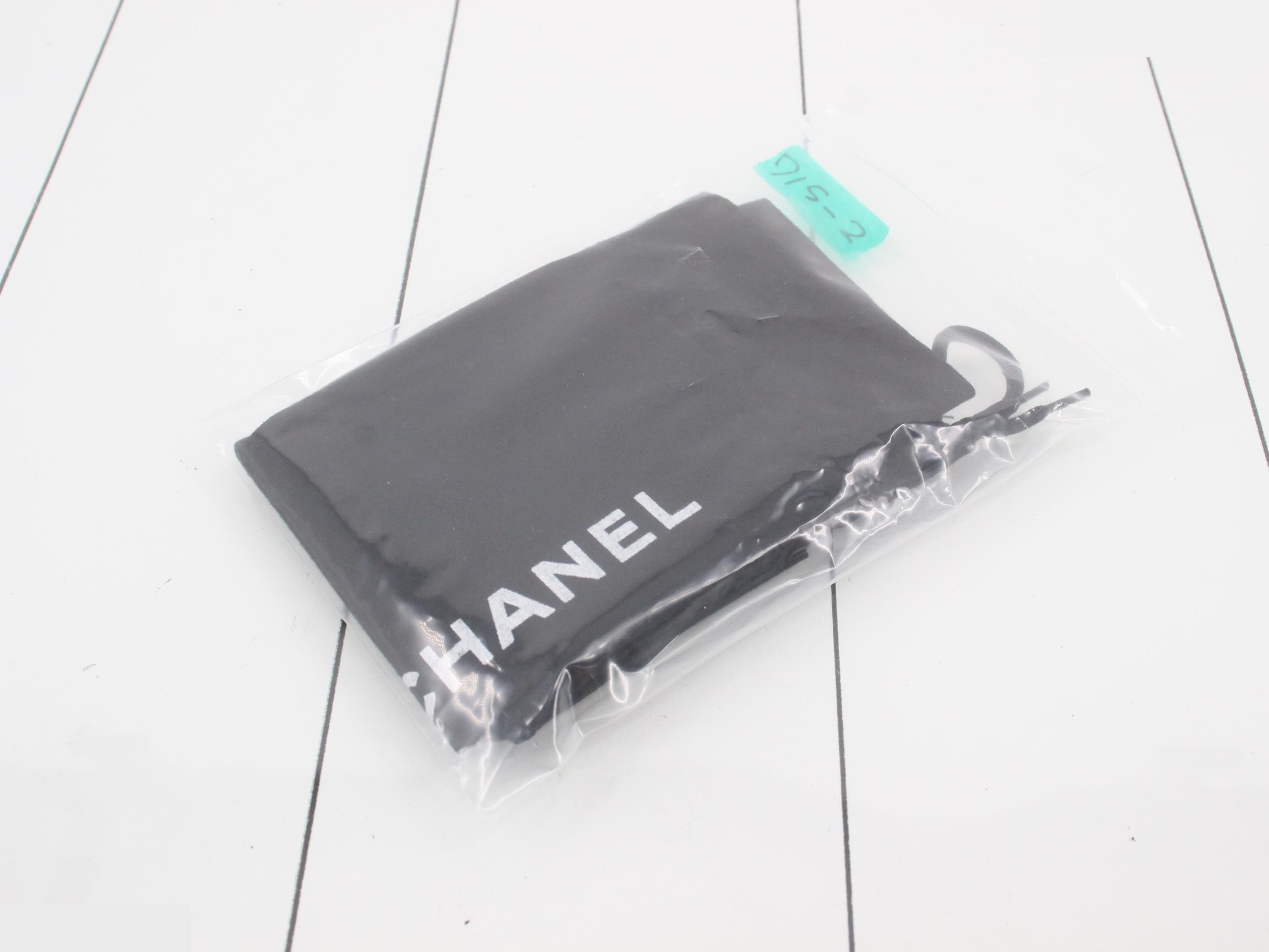 Camellia Chain Wallet, No. 13 — view 5