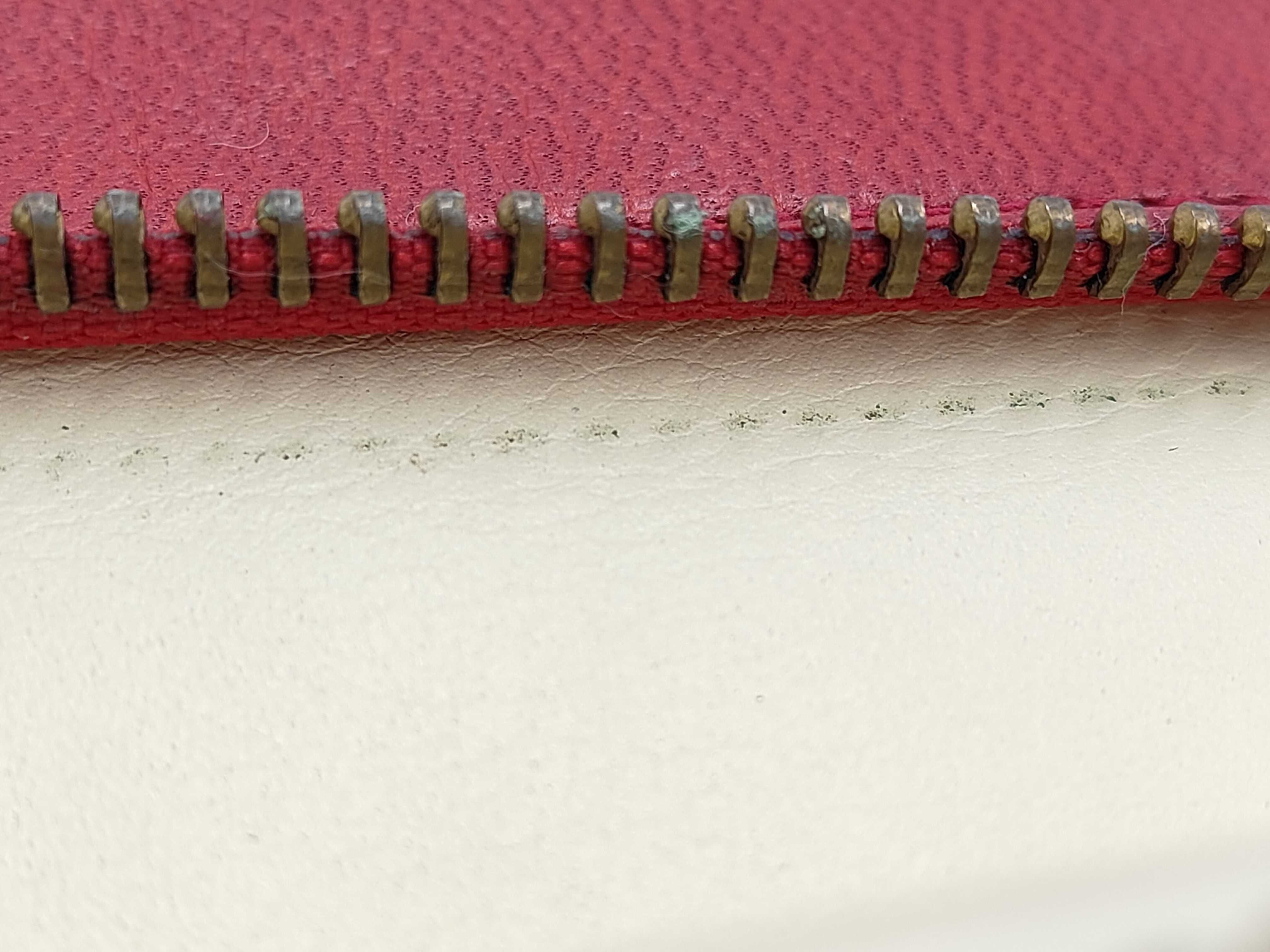 Matelassé Clutch Bag, Lambskin, Gold Hardware, Red, 0937925 Clutch Bag — view 10