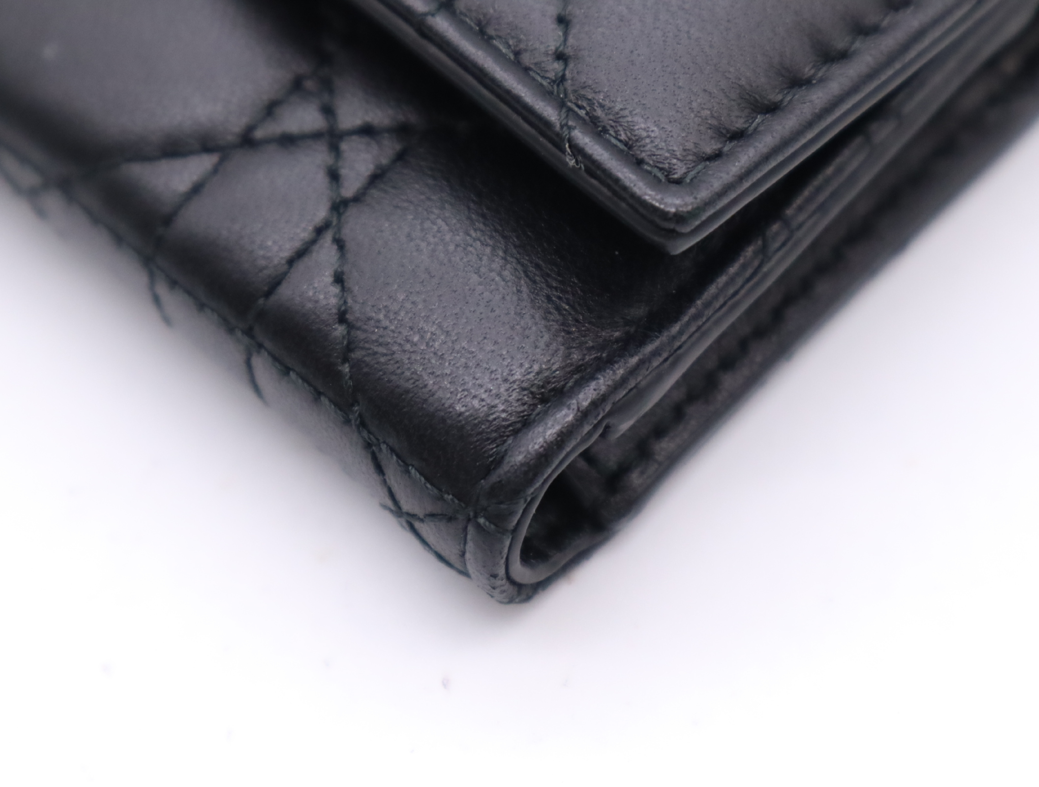 S3105UNJB Lambskin Jolie Hibiscus Wallet, Black, with dust bag and box. — view 7