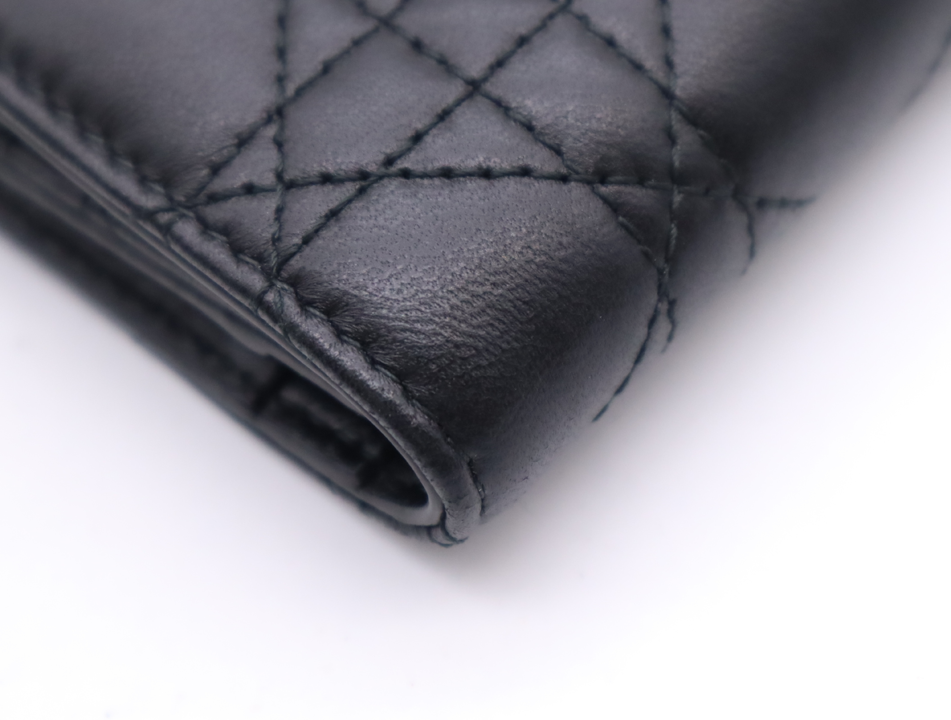 S3105UNJB Lambskin Jolie Hibiscus Wallet, Black, with dust bag and box. — view 8