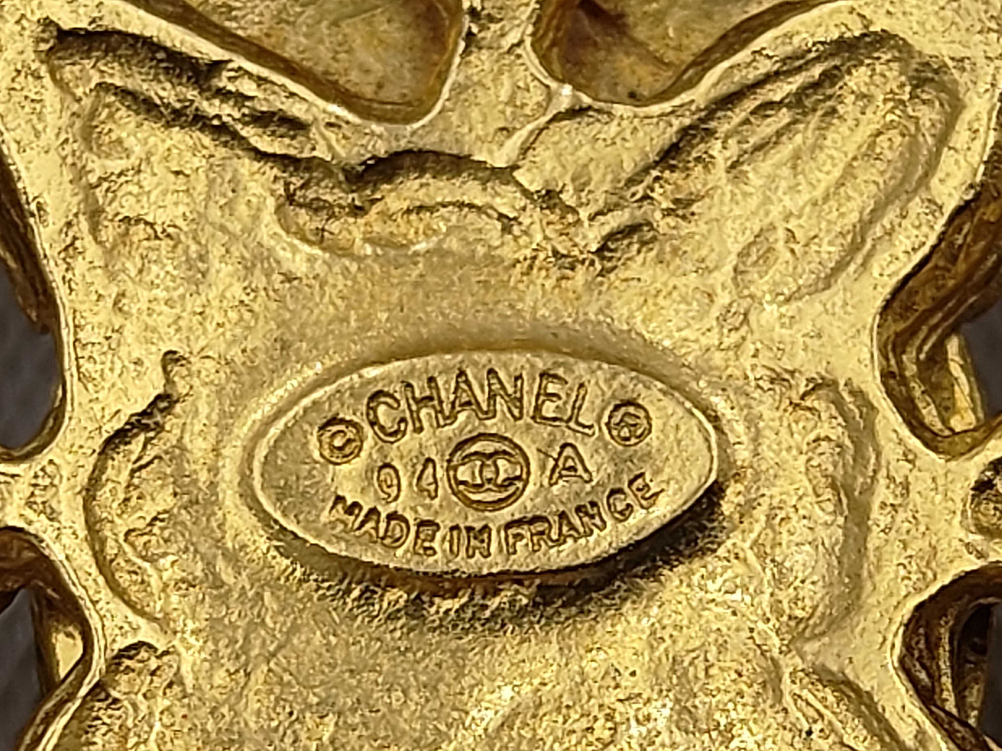 Brooch, Gripoix Coco Mark, GP Gold 94A Brooch — view 4