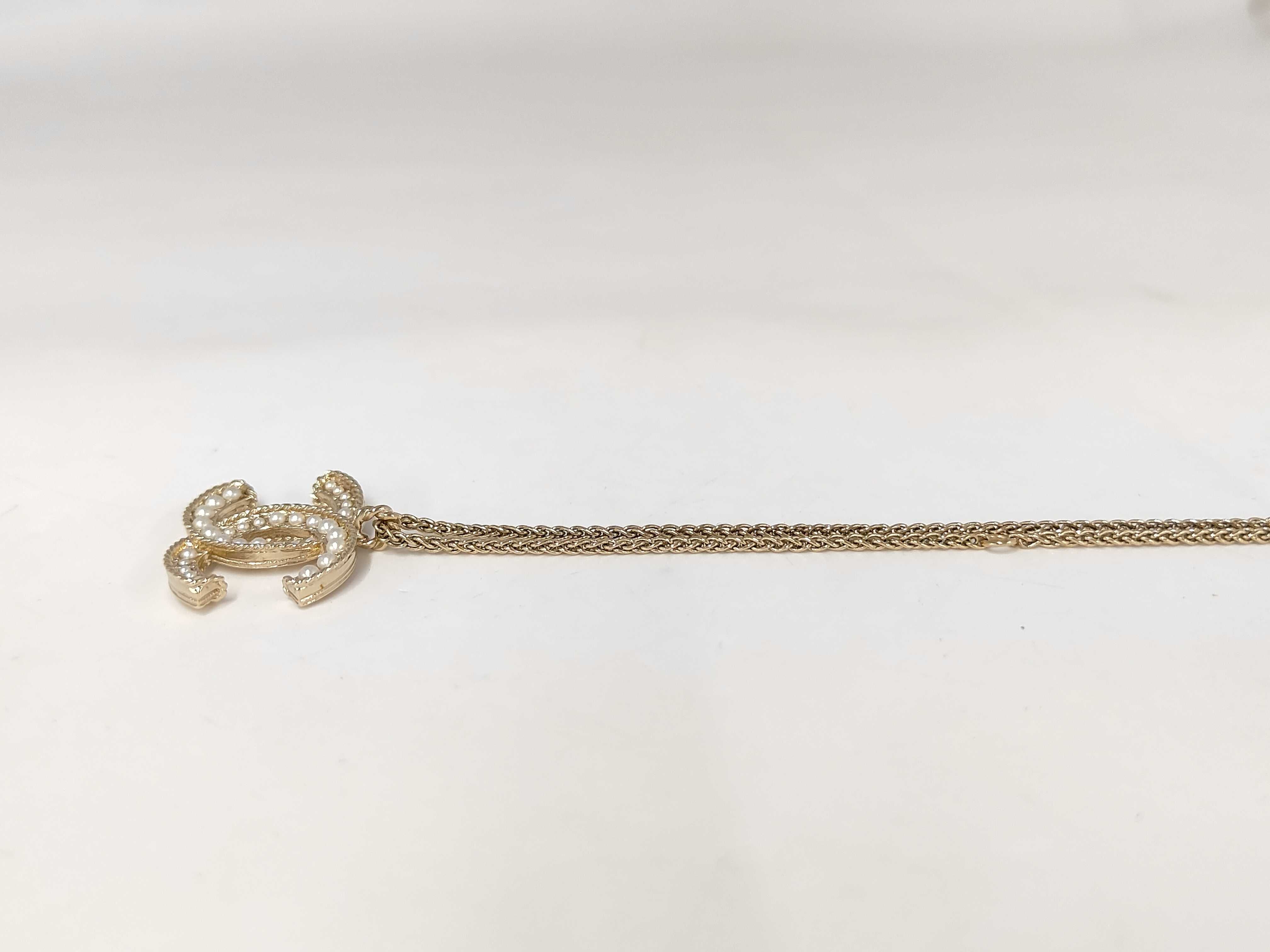 Big Coco Pearl Necklace A23V Necklace — view 3