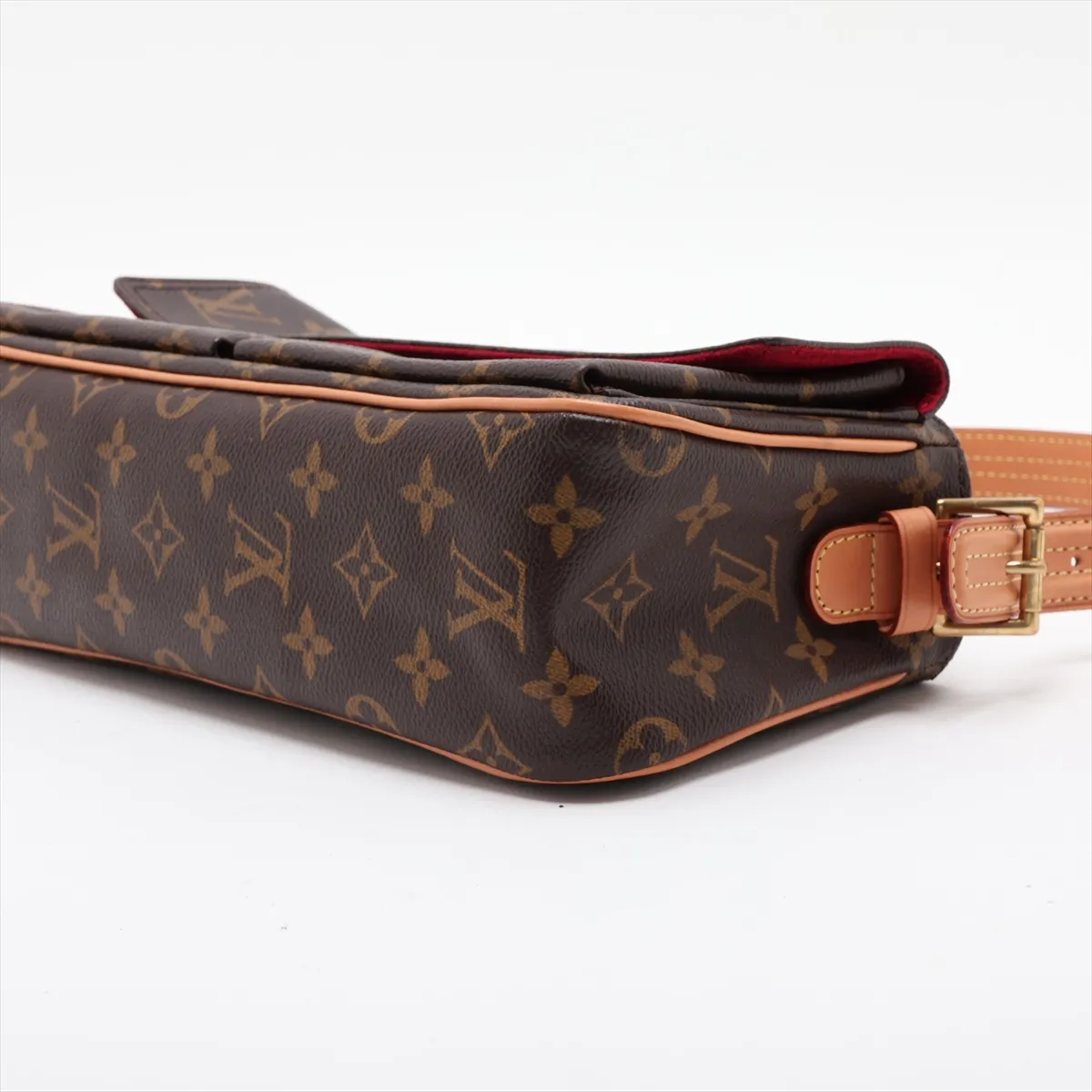 Monogram Vivacite MM M51164 Brown, various parts of the vachetta leather have been repaired by an aftermarket company. — view 3