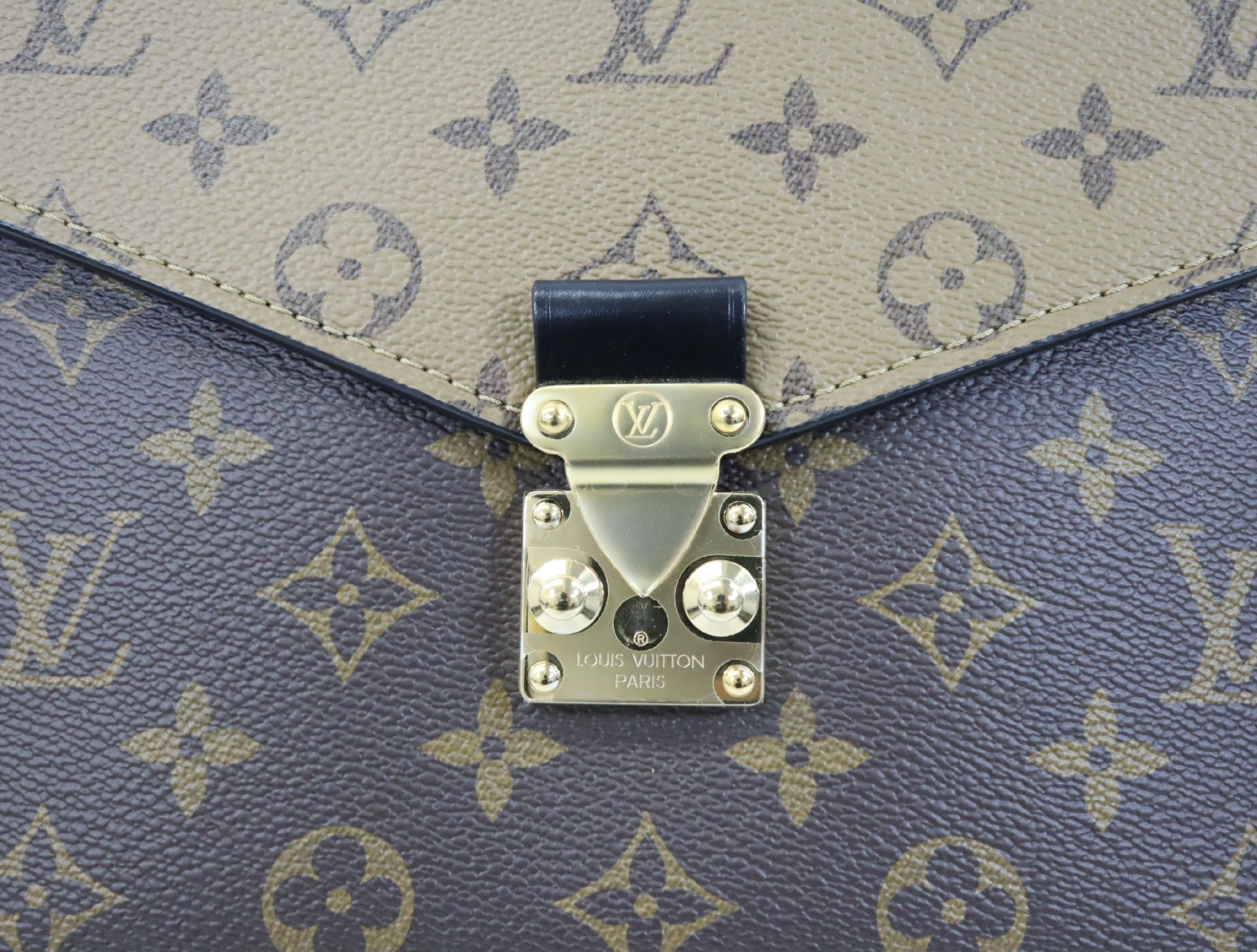 Monogram Reverse Pochette Metis MM M44876 Shoulder Bag (RFID detected) — view 7