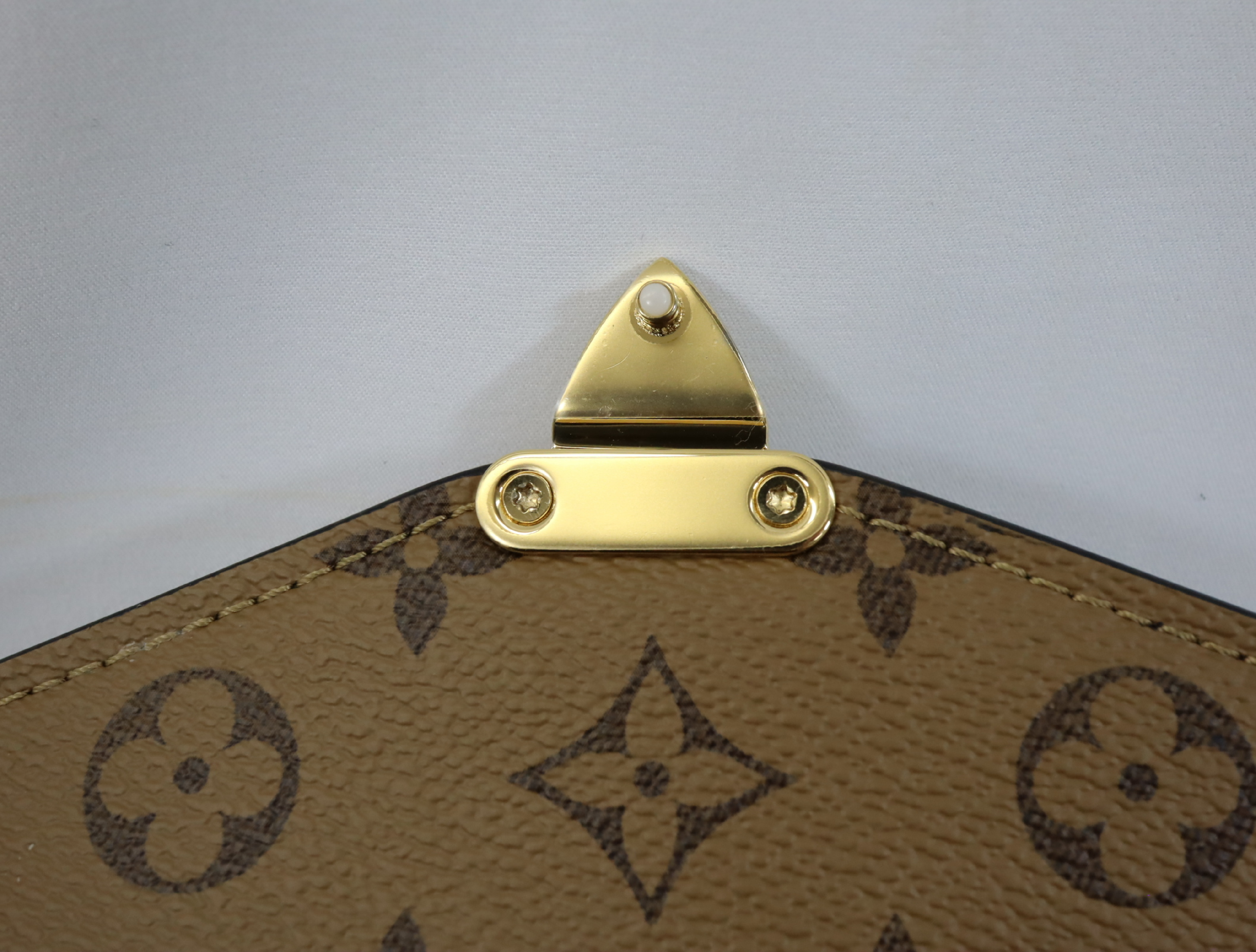 Monogram Reverse Pochette Metis MM M44876 Shoulder Bag (RFID detected) — view 10