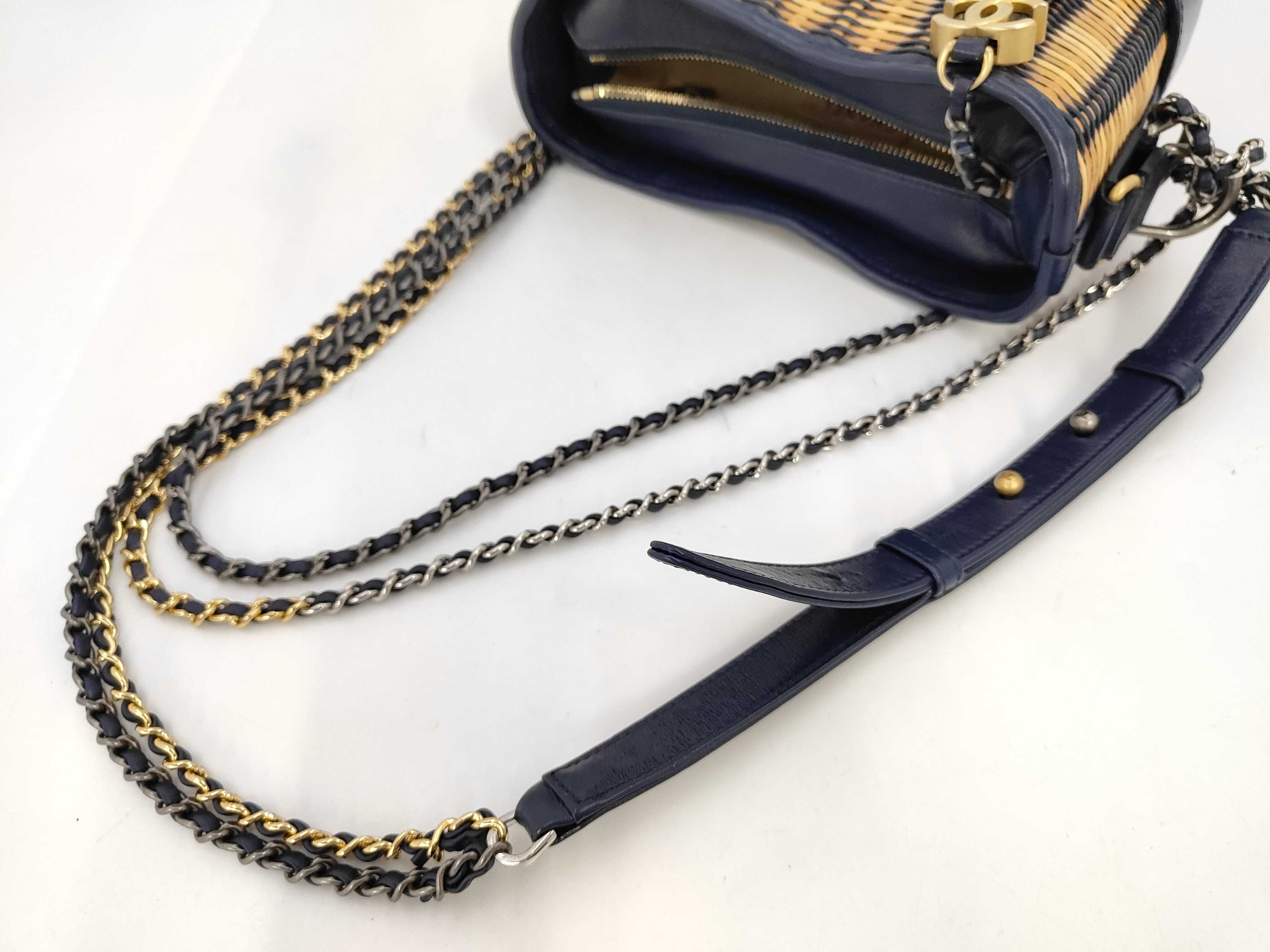 Gabrielle shoulder bag (series number 29) — view 5