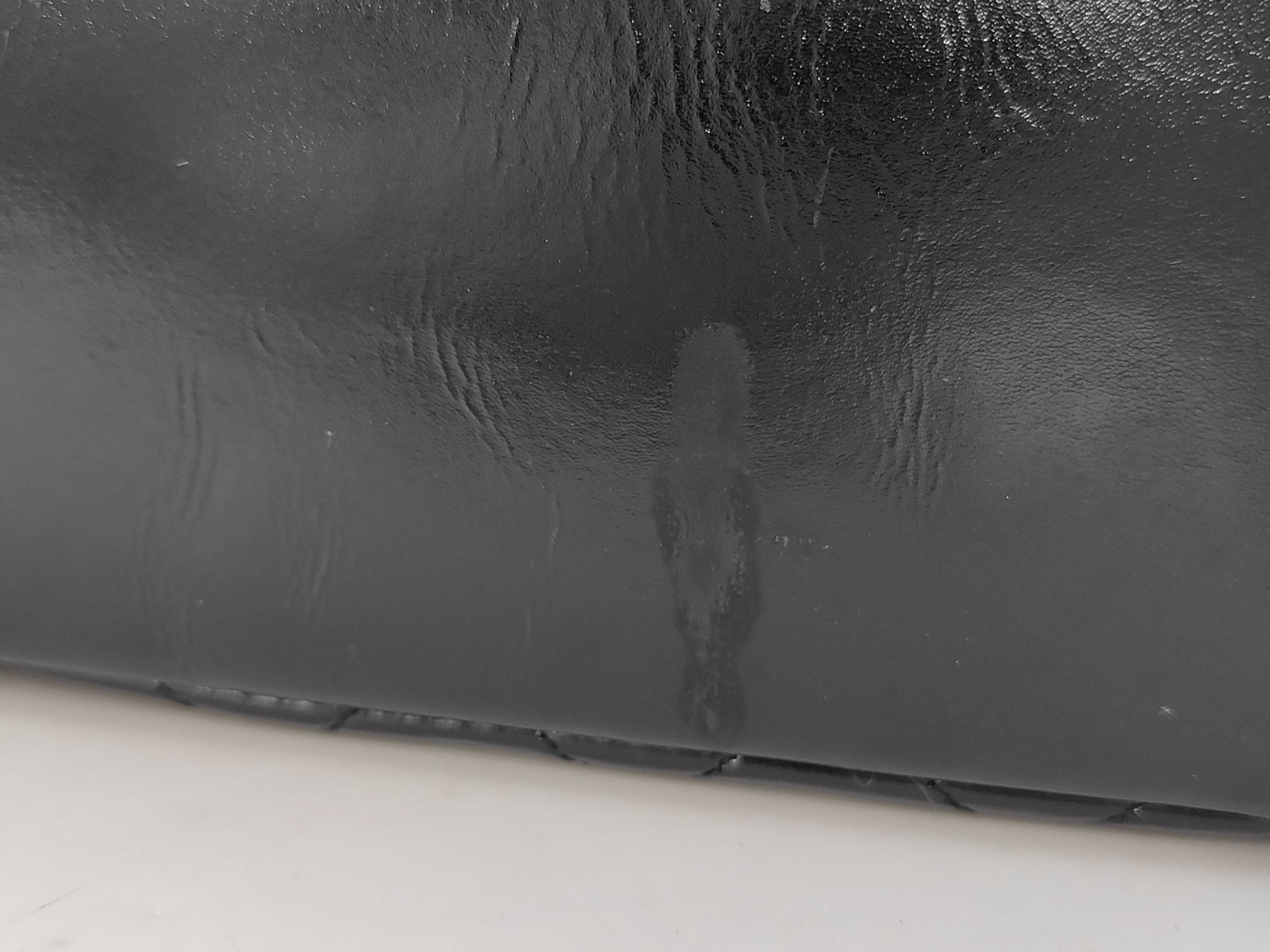 Matelassé Coco Mark Patent Leather Handbag — view 8