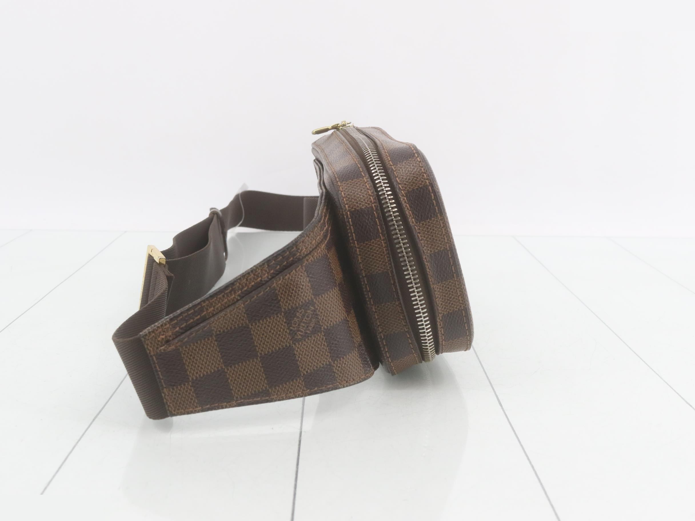 Shoulder bag — view 4