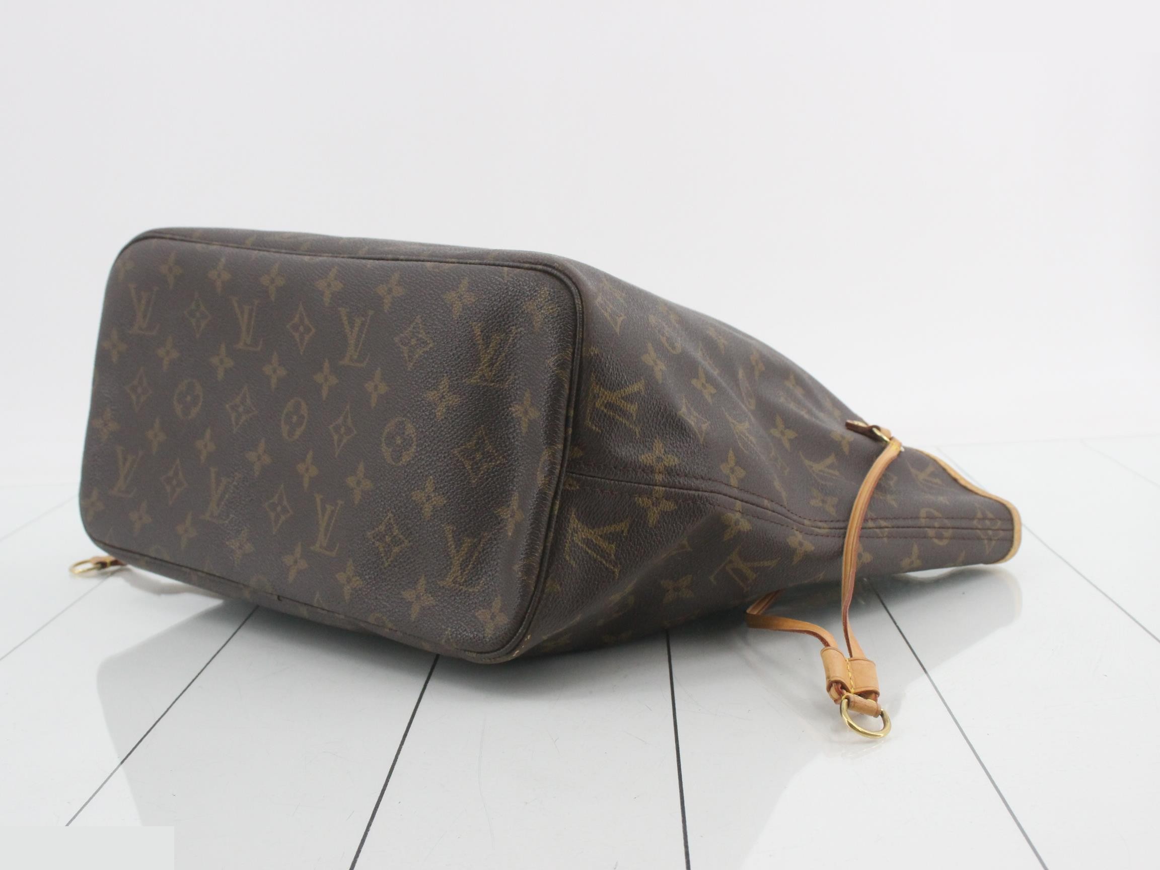 Monogram Neverfull MM Tote Bag — view 6