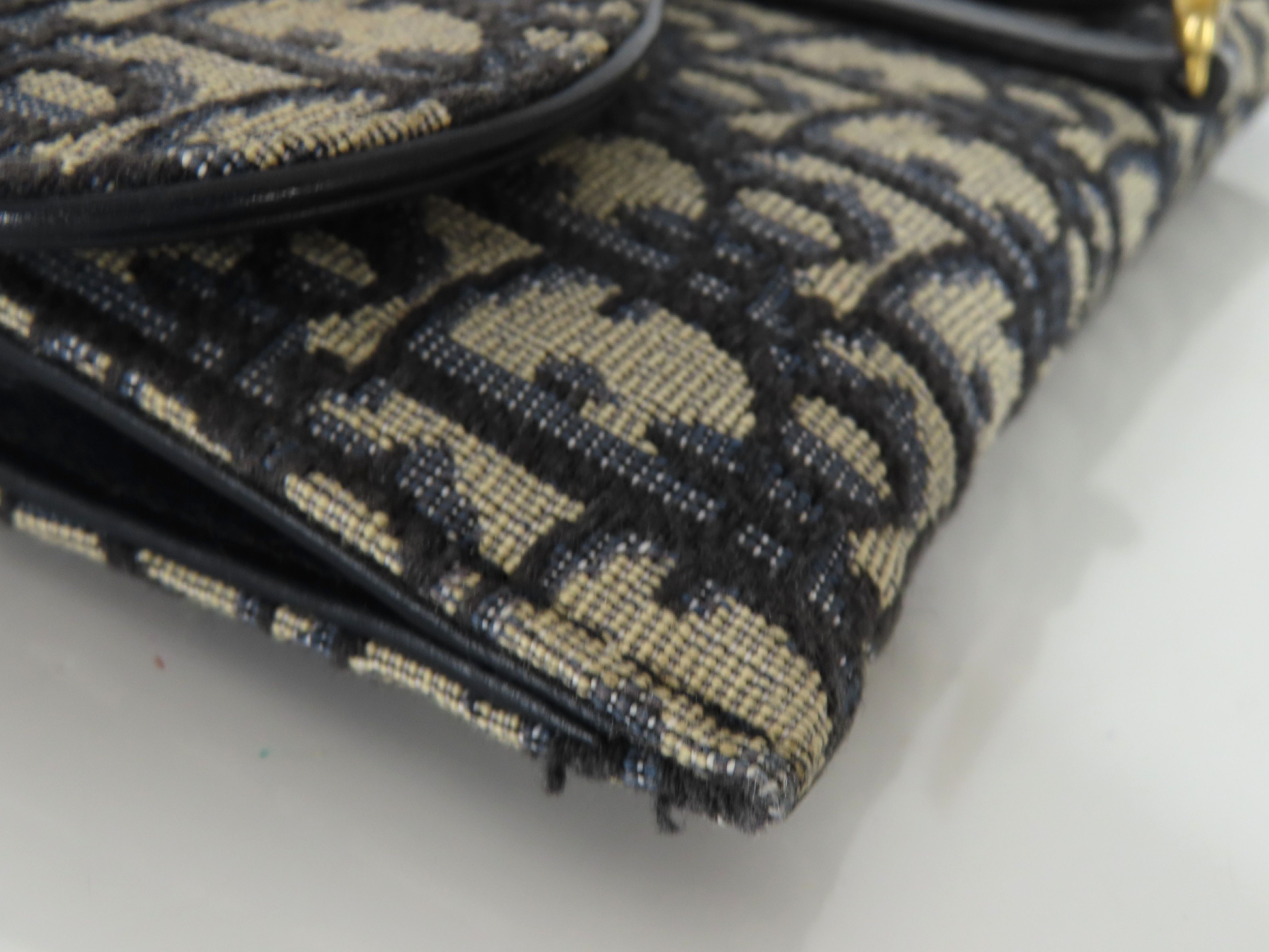 Oblique Saddle Chain Shoulder Bag — view 3