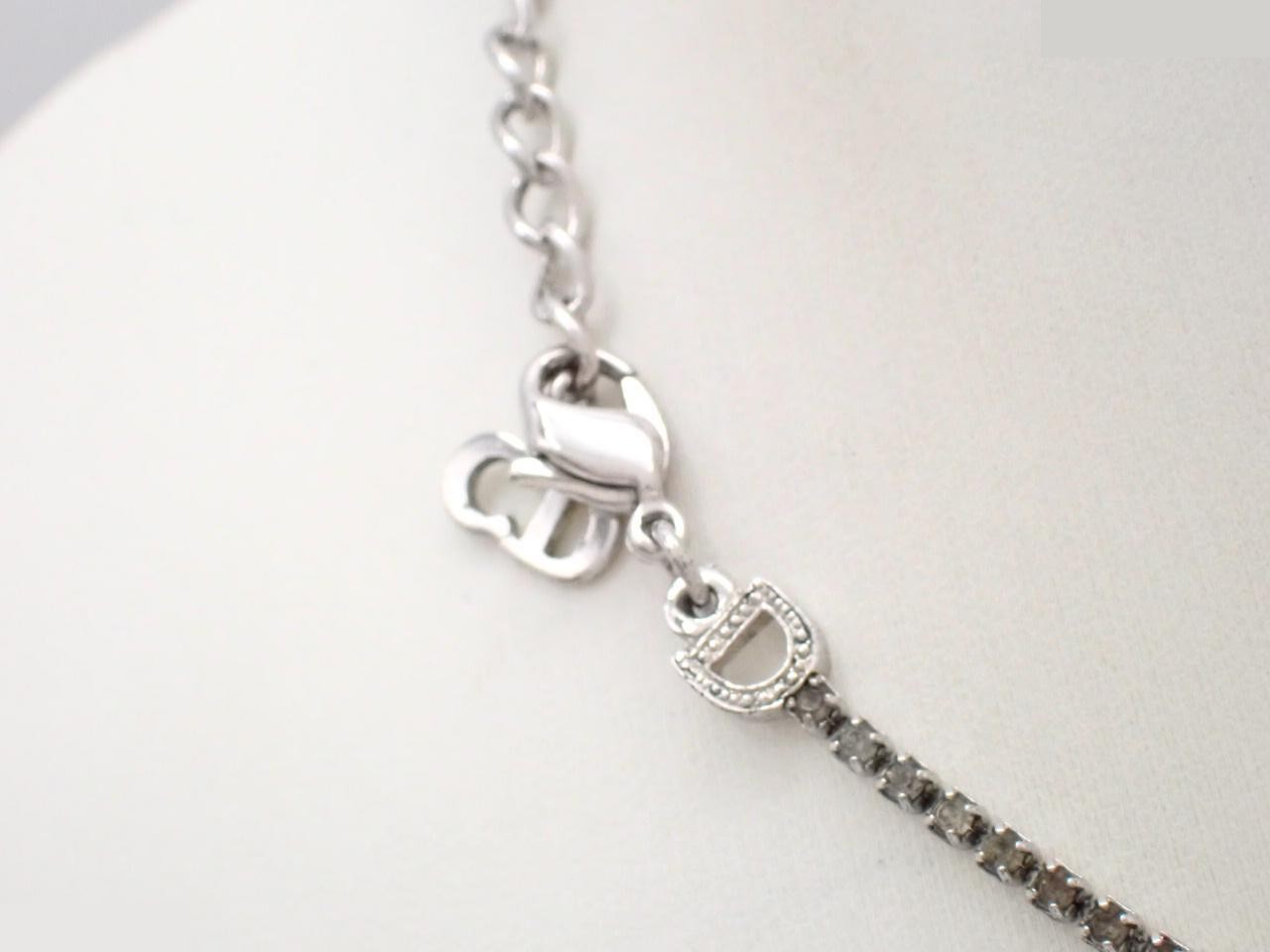 D logo rhinestone chain necklace, chain approximately 38cm — view 2