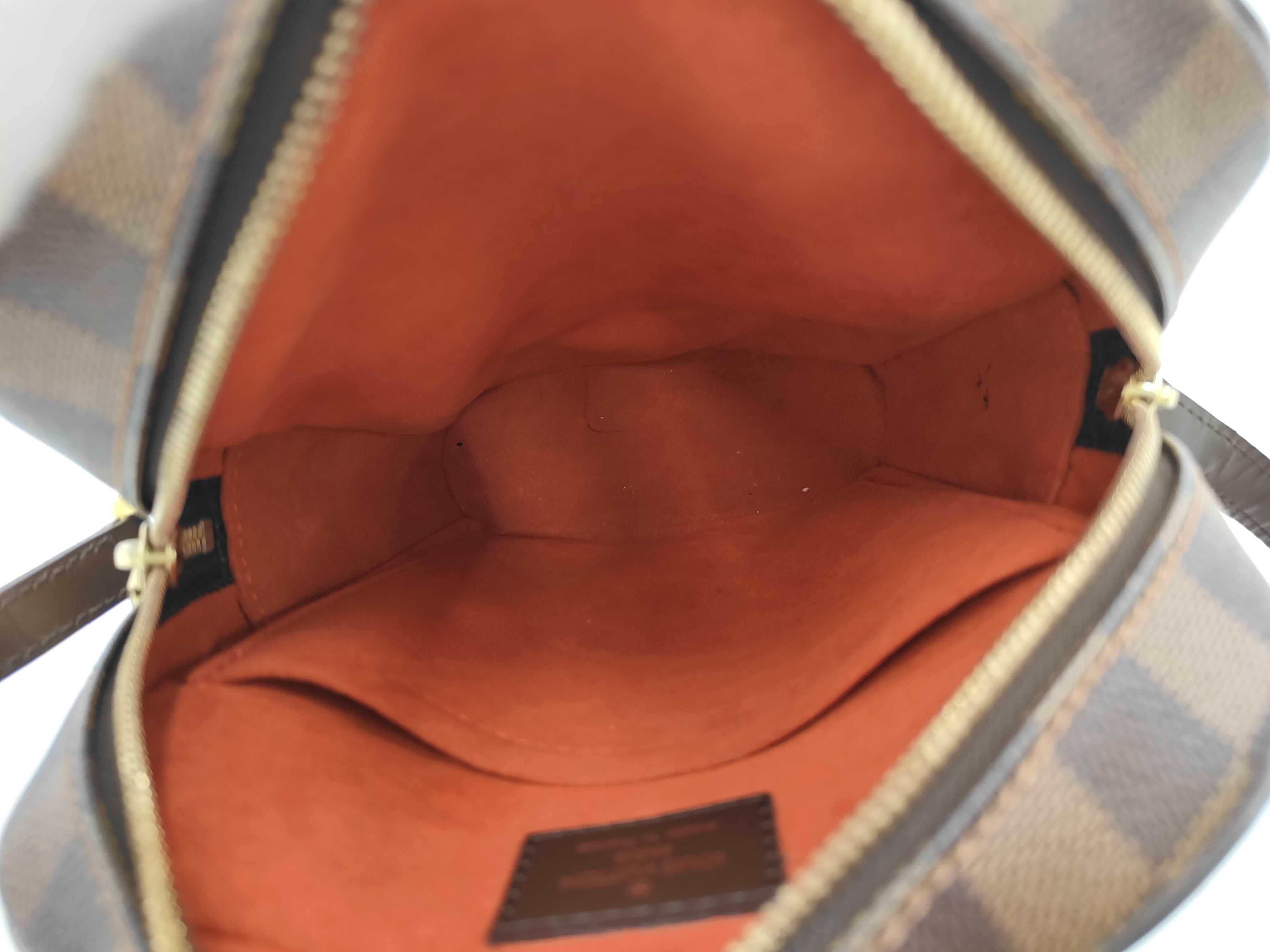 LV Shoulder Bag — view 9