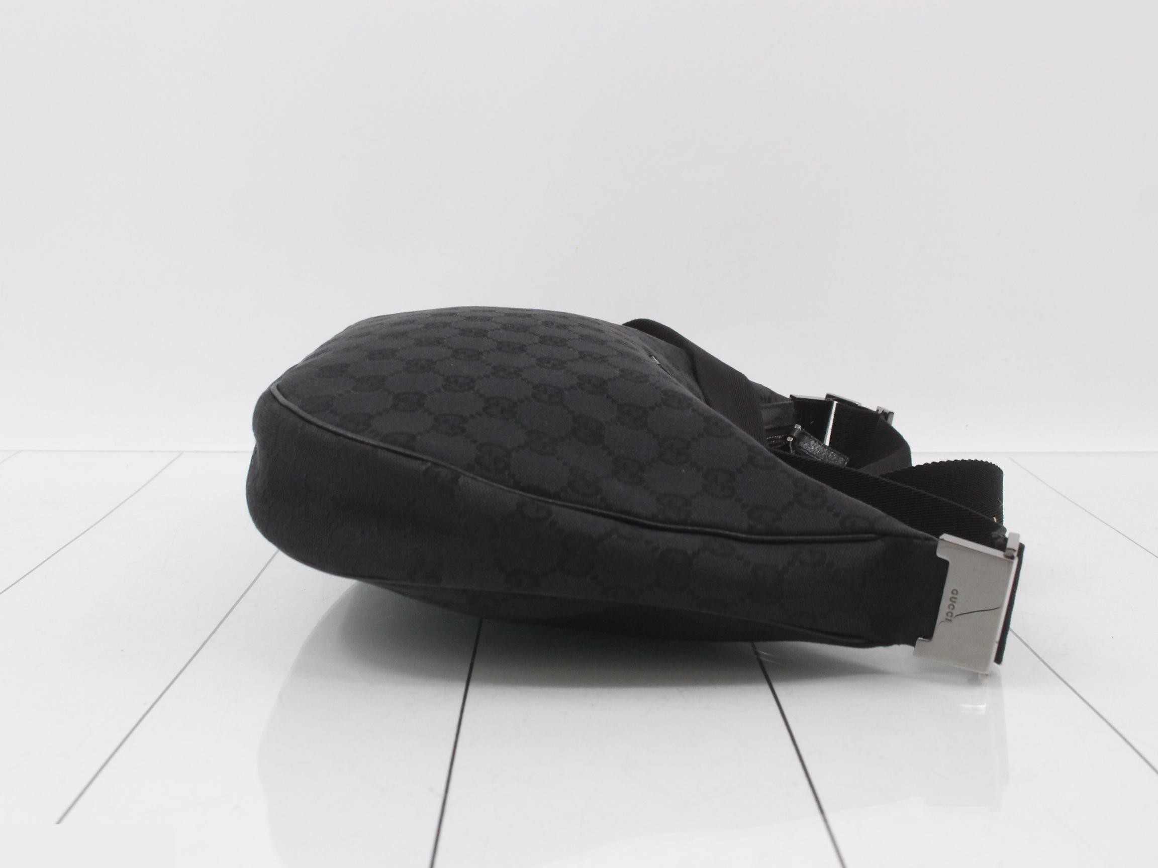 122790 GG Canvas Shoulder Bag, Black — view 3